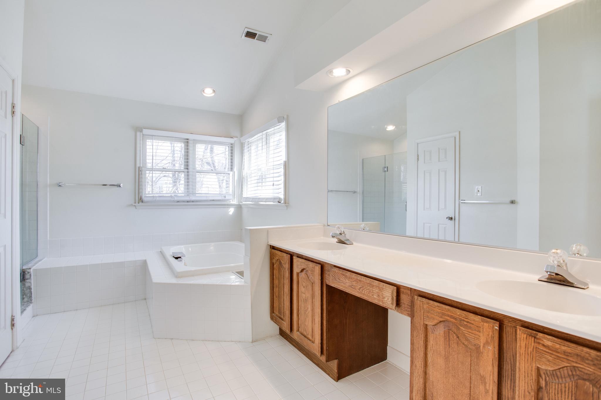 POTOMAC GROVE - Residential