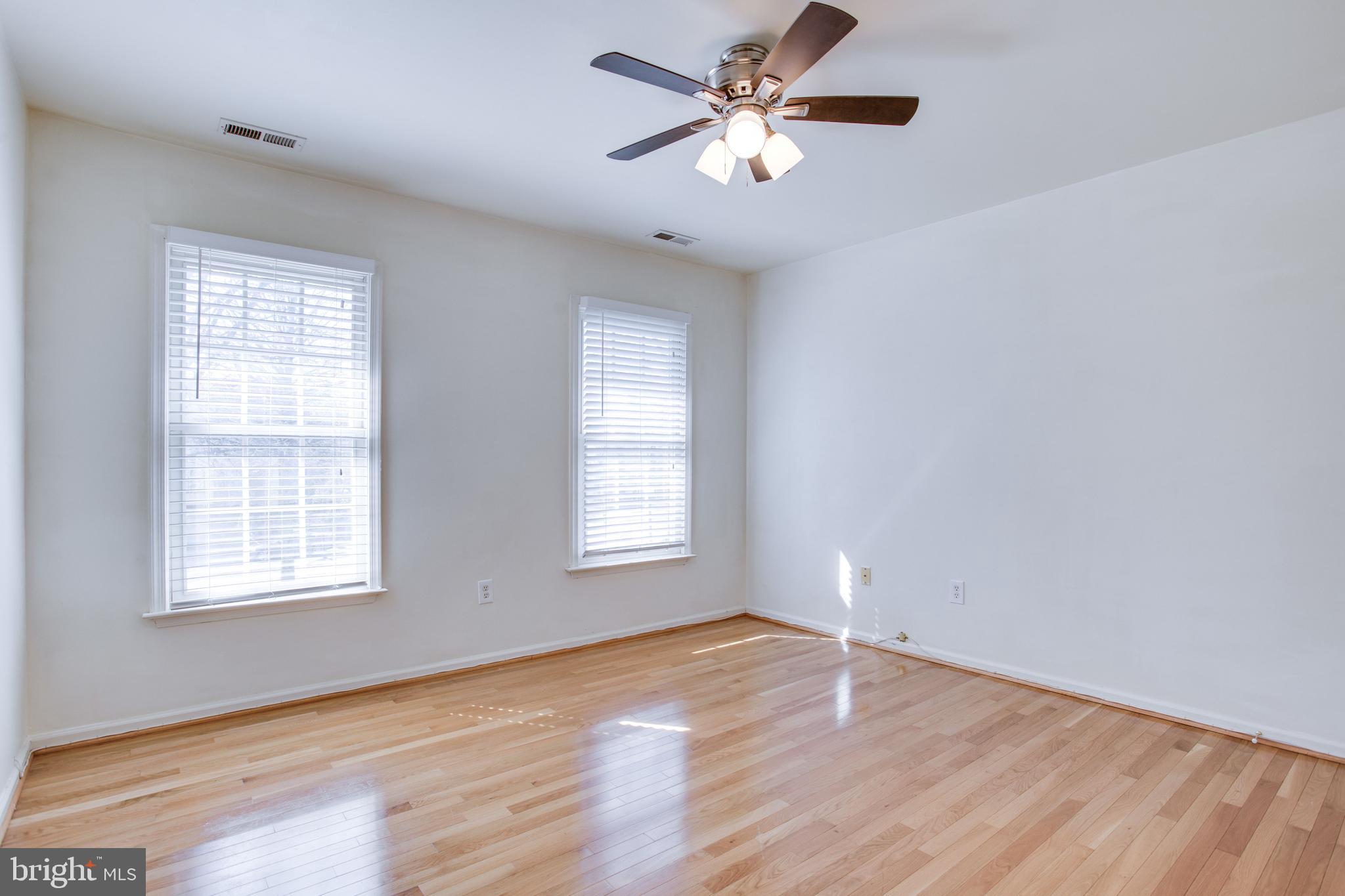 POTOMAC GROVE - Residential