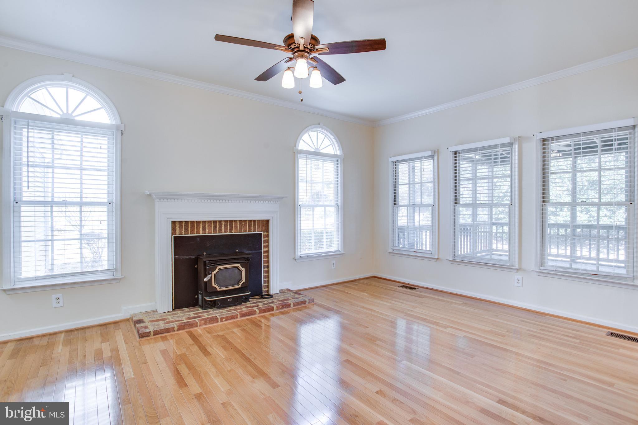 POTOMAC GROVE - Residential