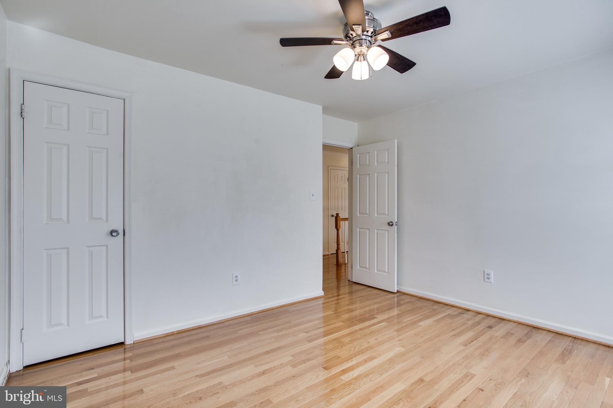 POTOMAC GROVE - Residential