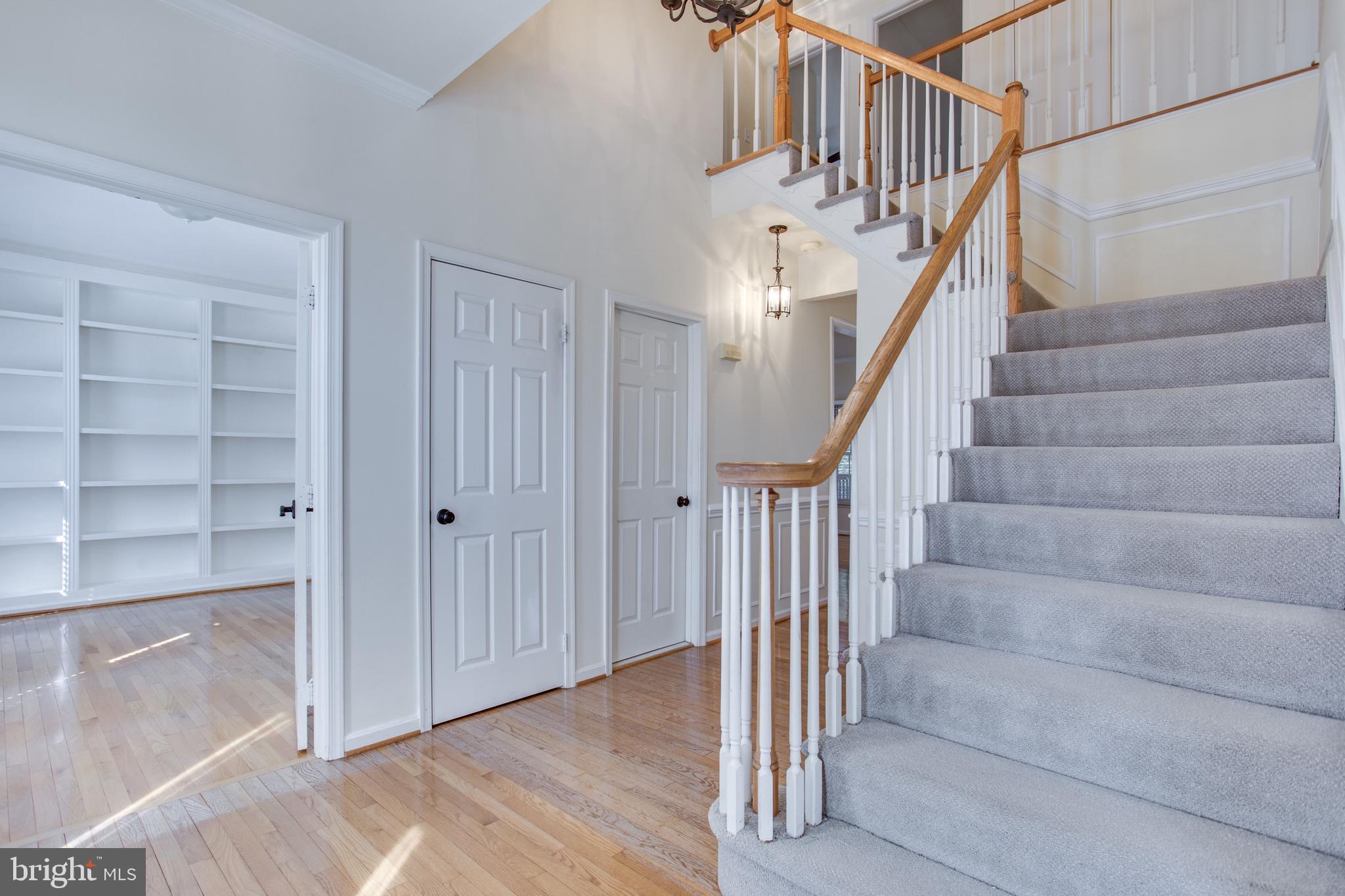 POTOMAC GROVE - Residential