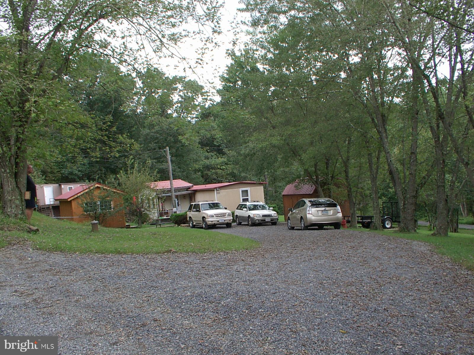 EARL HAINES - Residential