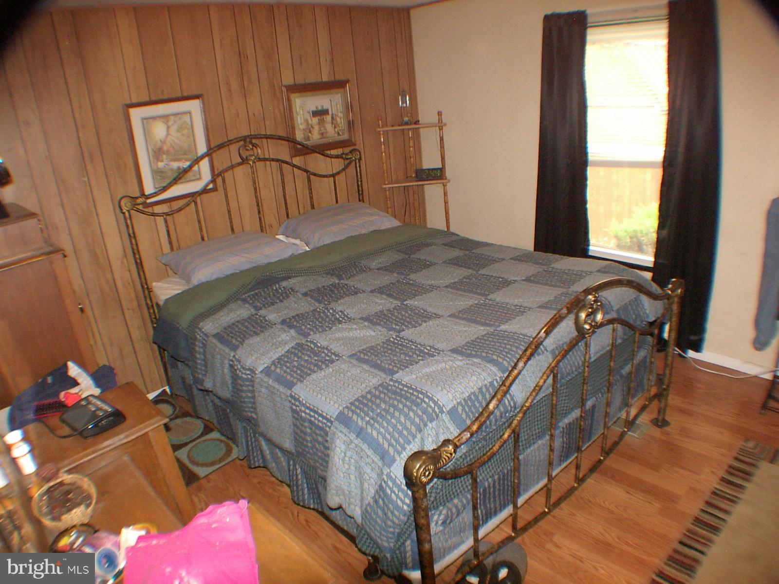 EARL HAINES - Residential