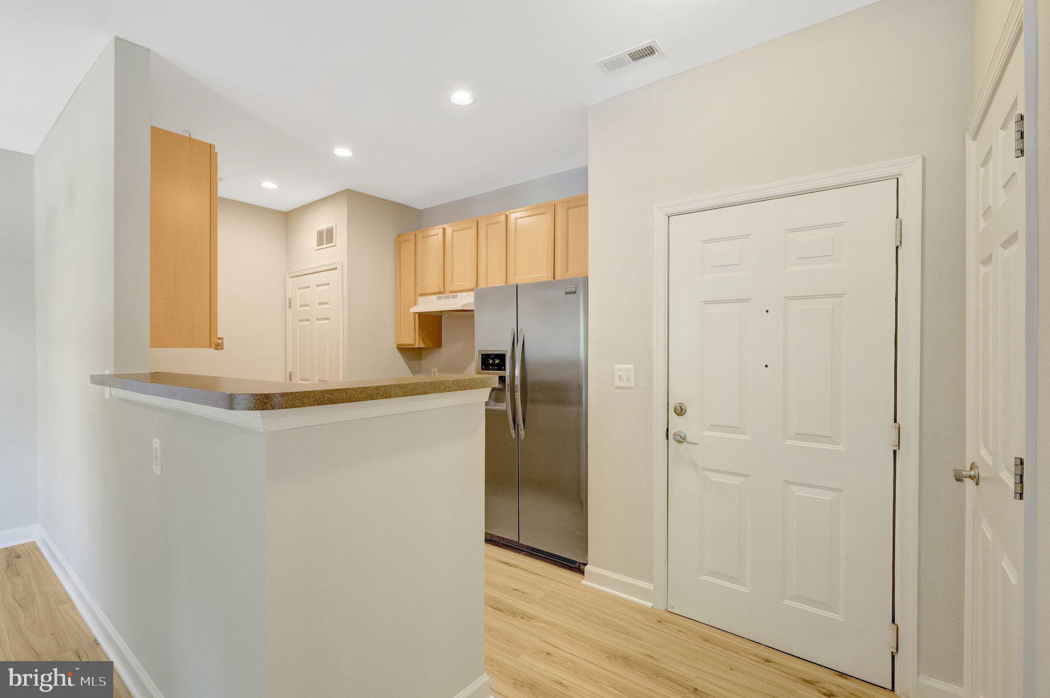 42421 ROCKROSE SQUARE 101