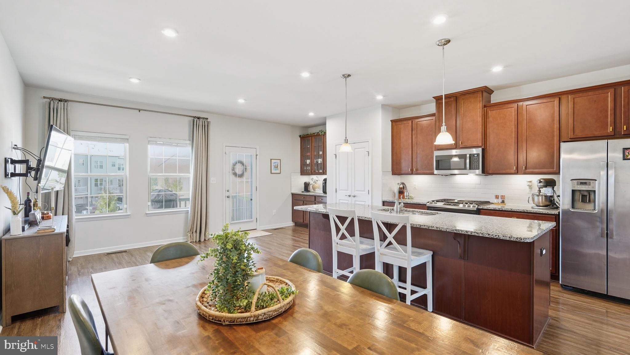 POTOMAC SHORES - Residential