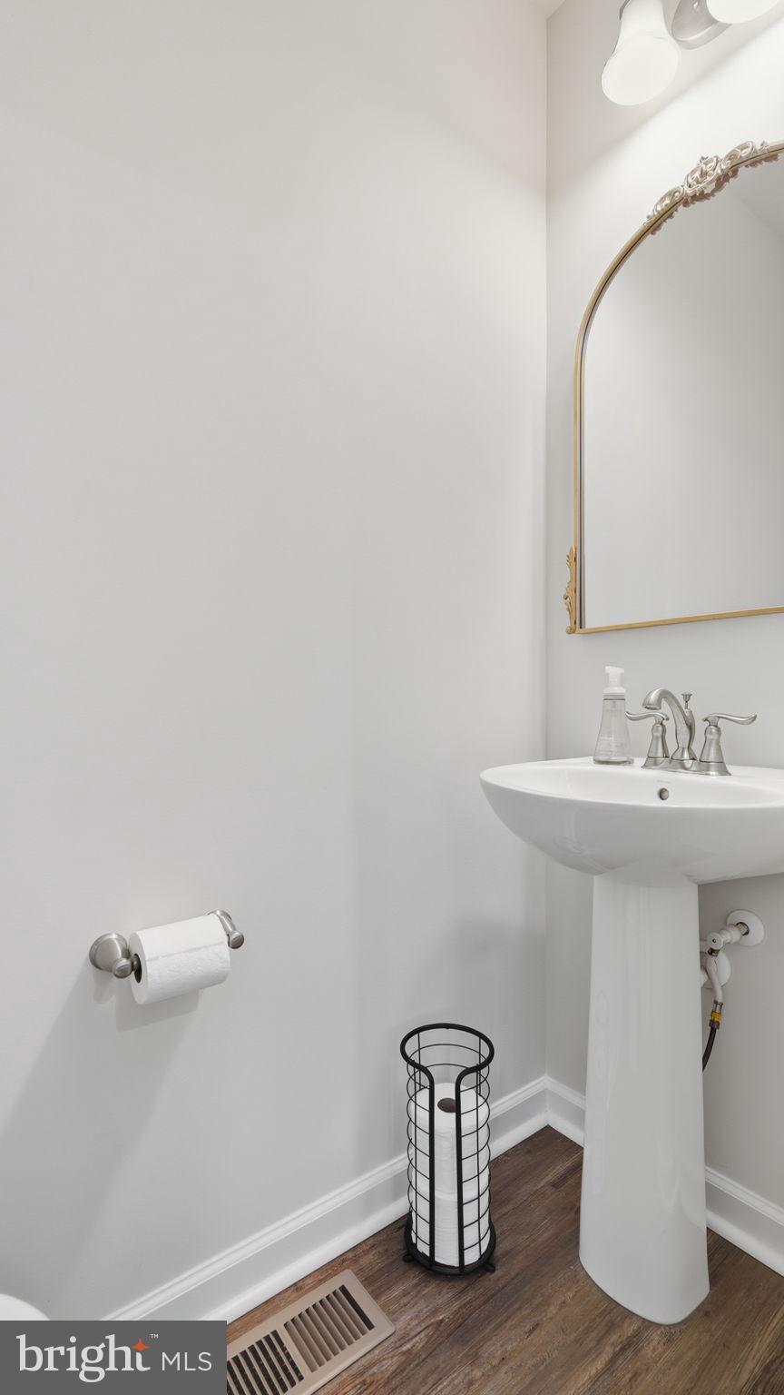 POTOMAC SHORES - Residential