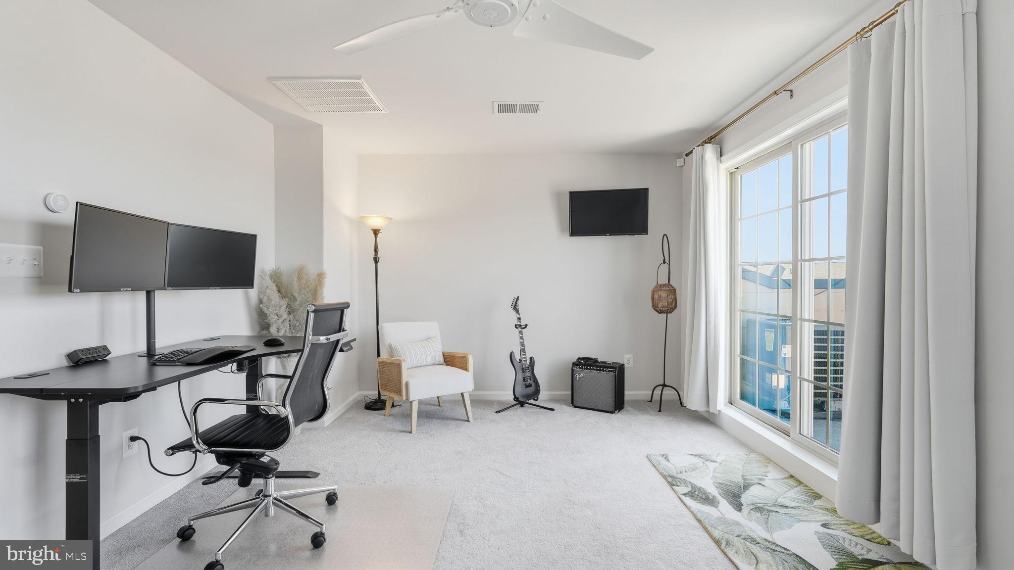 POTOMAC SHORES - Residential