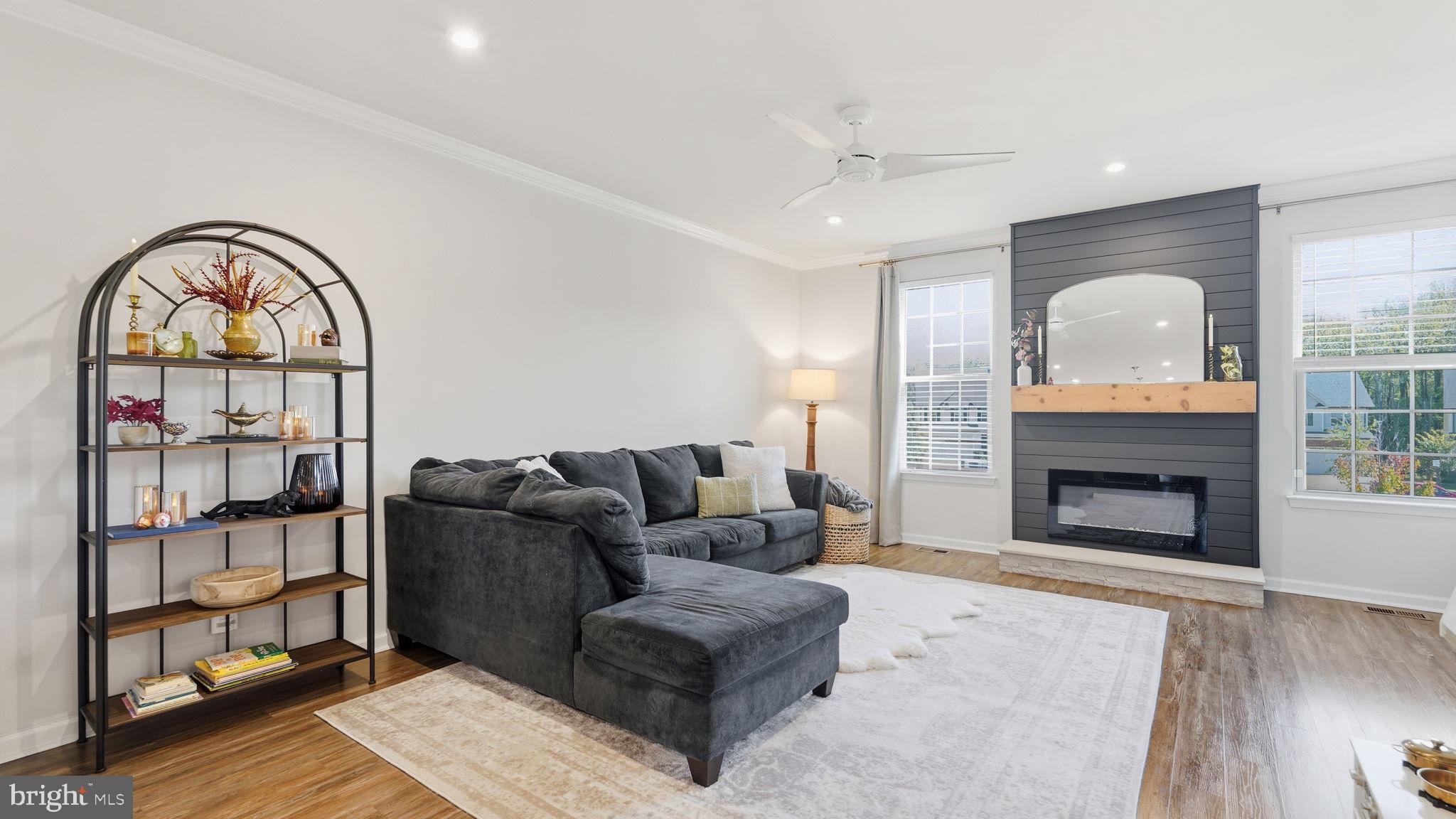 POTOMAC SHORES - Residential