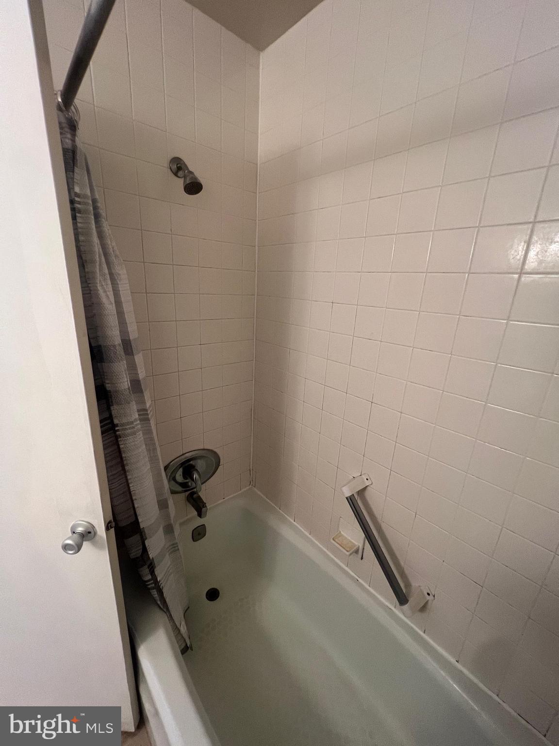 EDGEWOOD - Residential