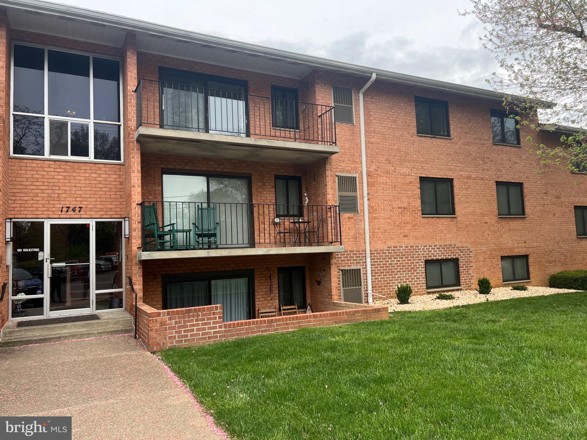 EDGEWOOD - Residential