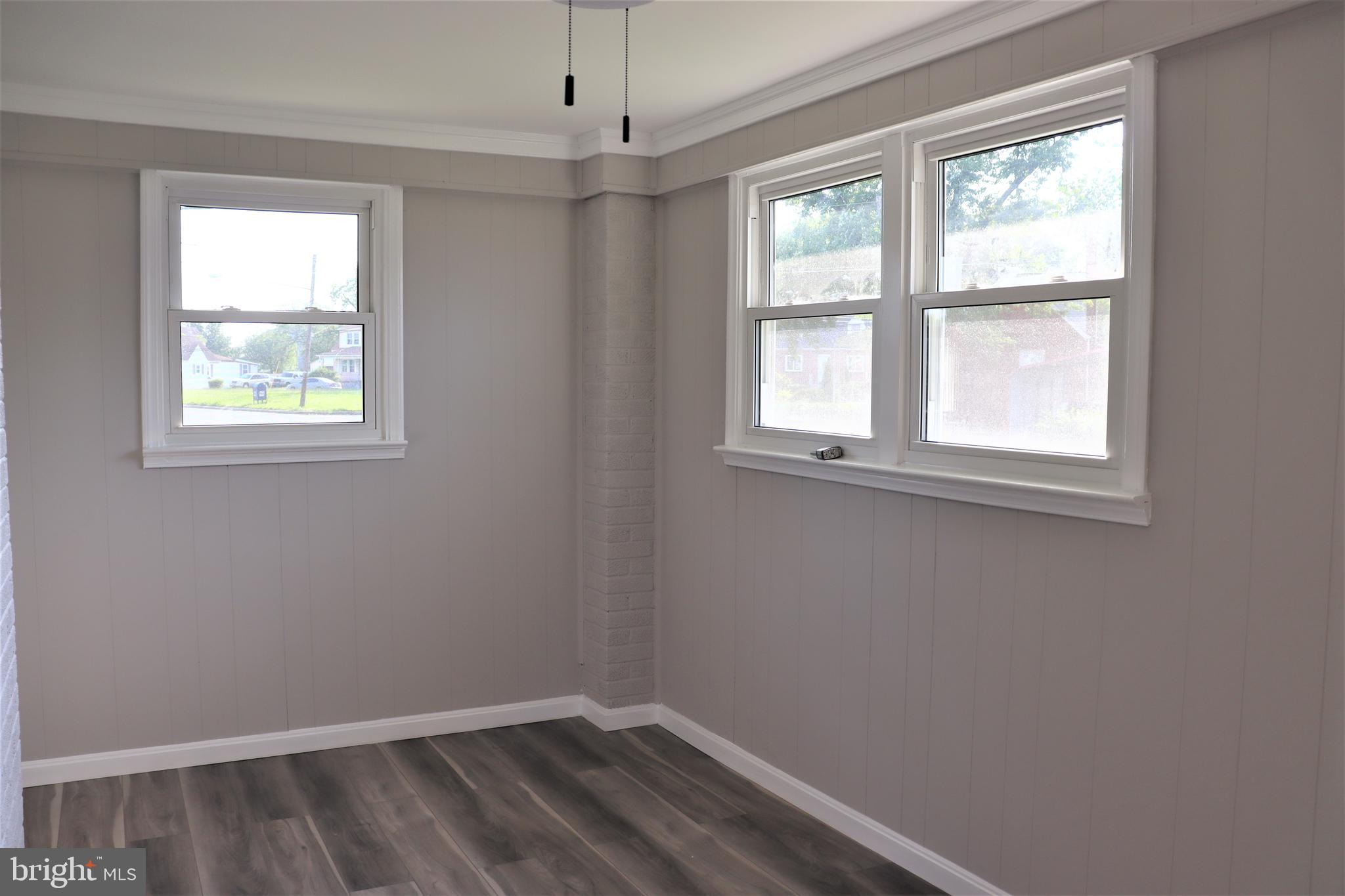 NORTH FORESTVILLE - Residential