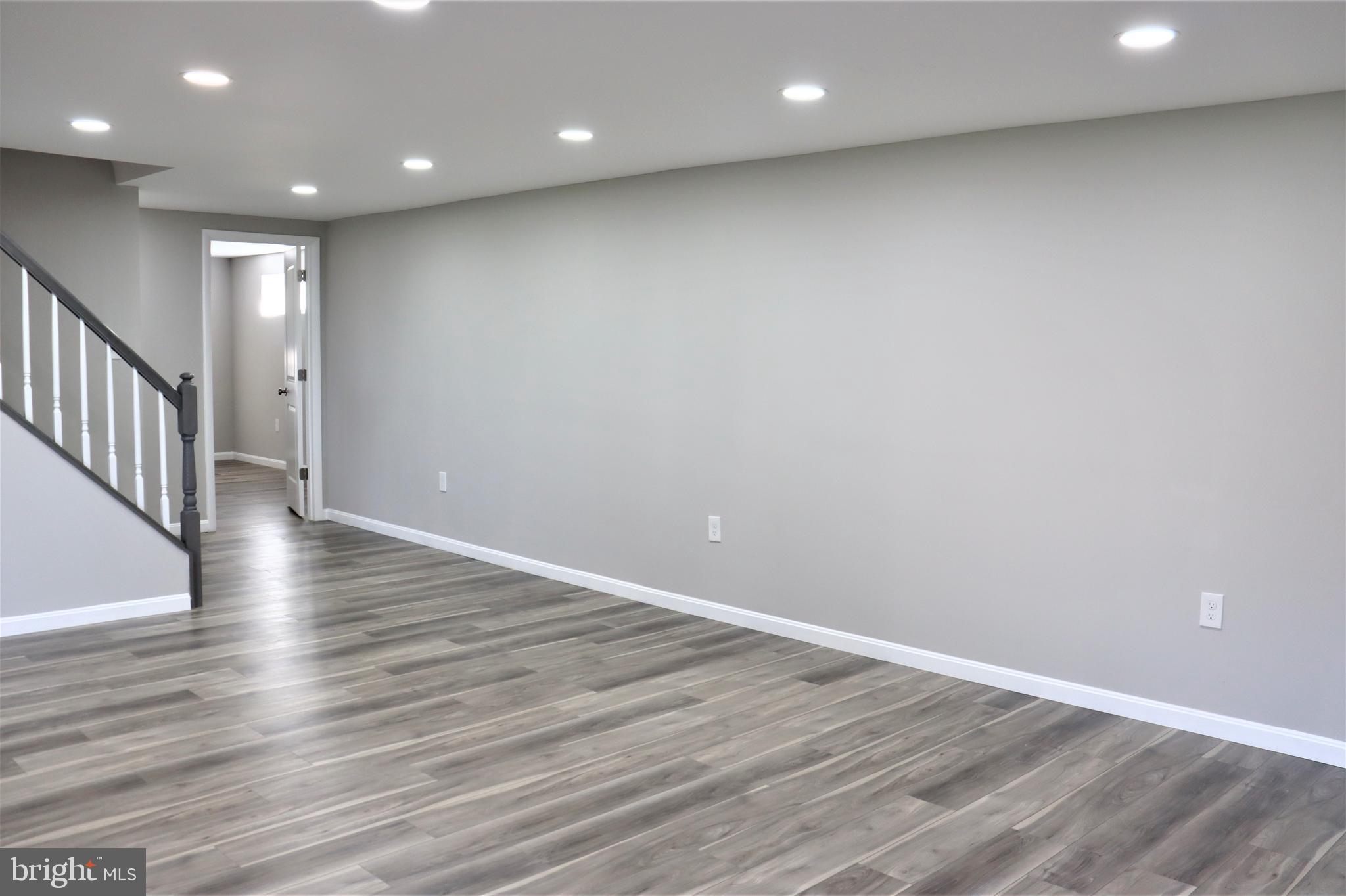 NORTH FORESTVILLE - Residential