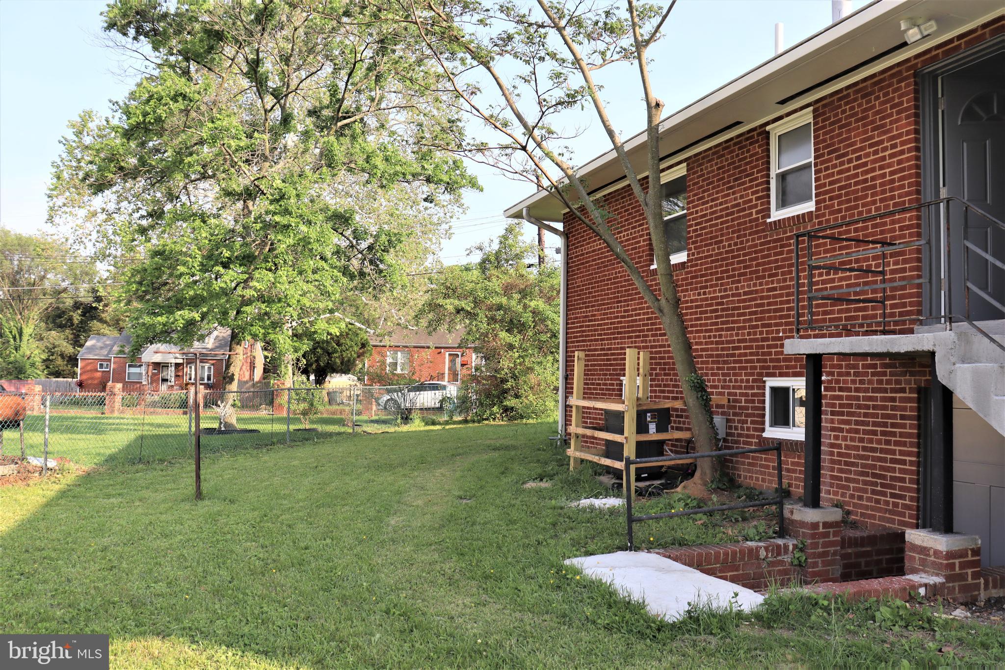 NORTH FORESTVILLE - Residential