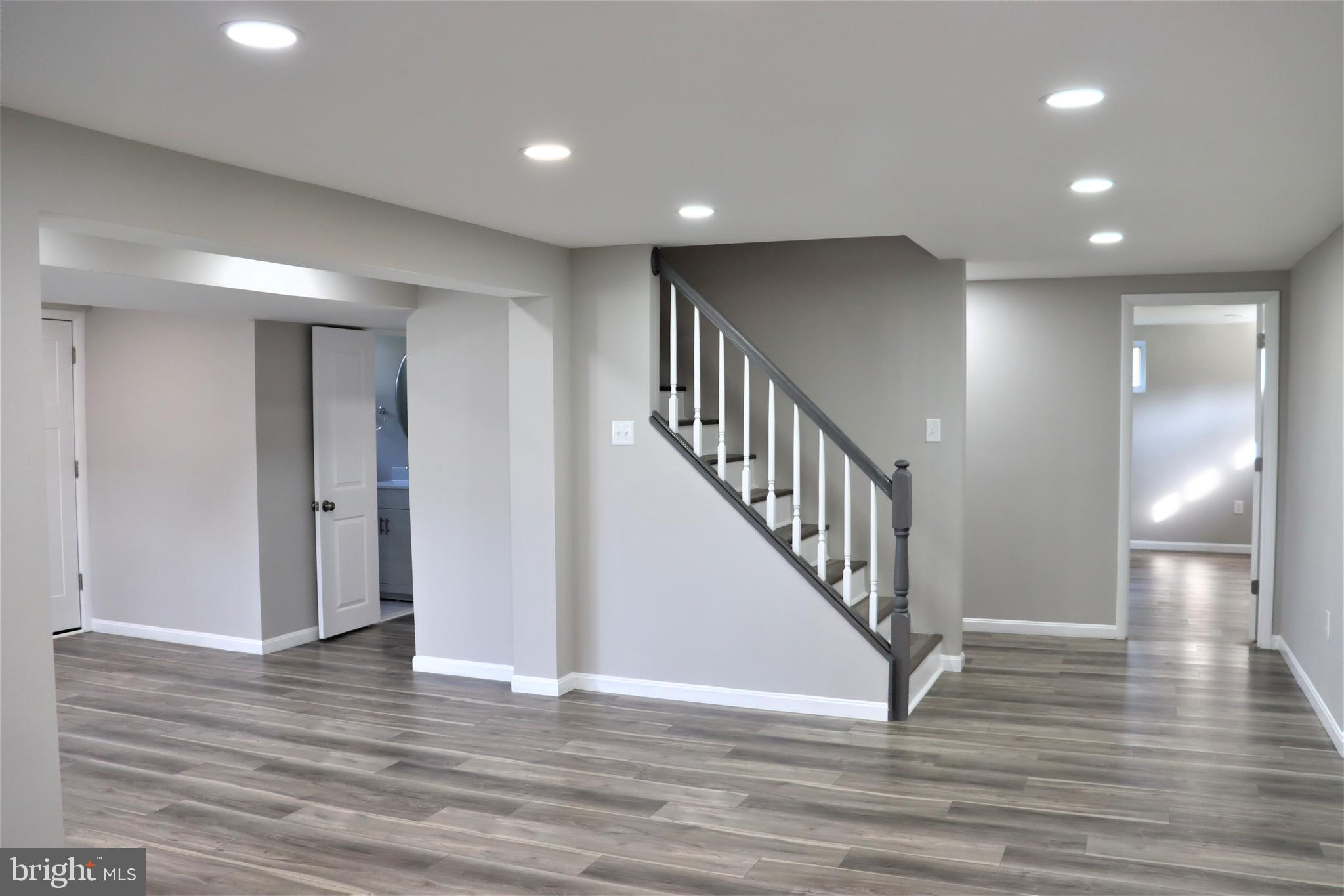 NORTH FORESTVILLE - Residential