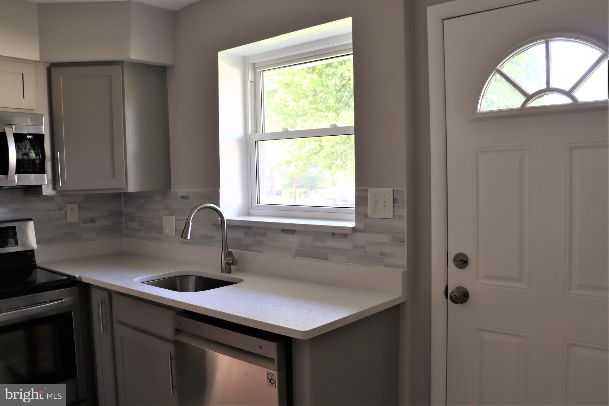 NORTH FORESTVILLE - Residential