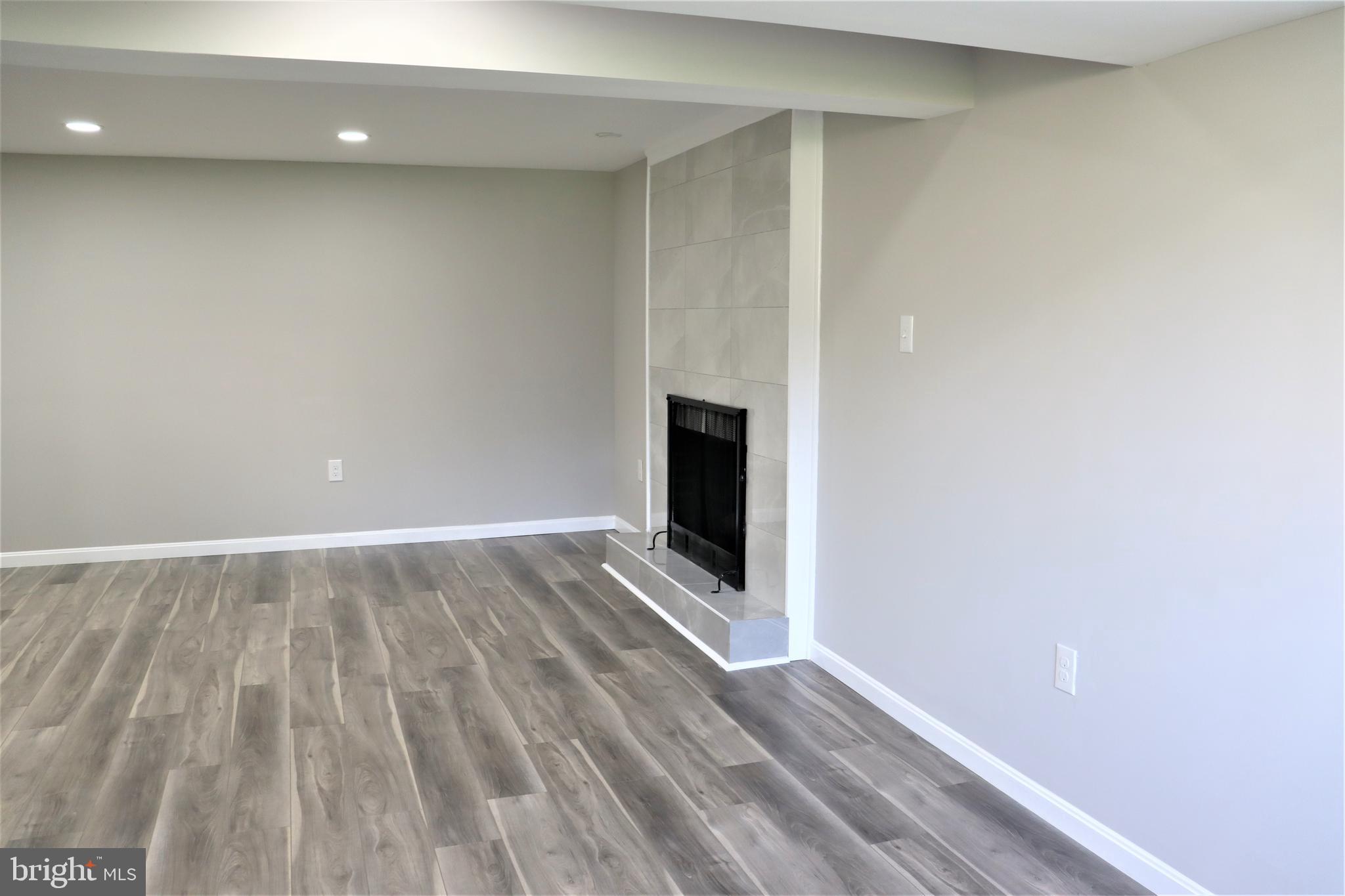 NORTH FORESTVILLE - Residential