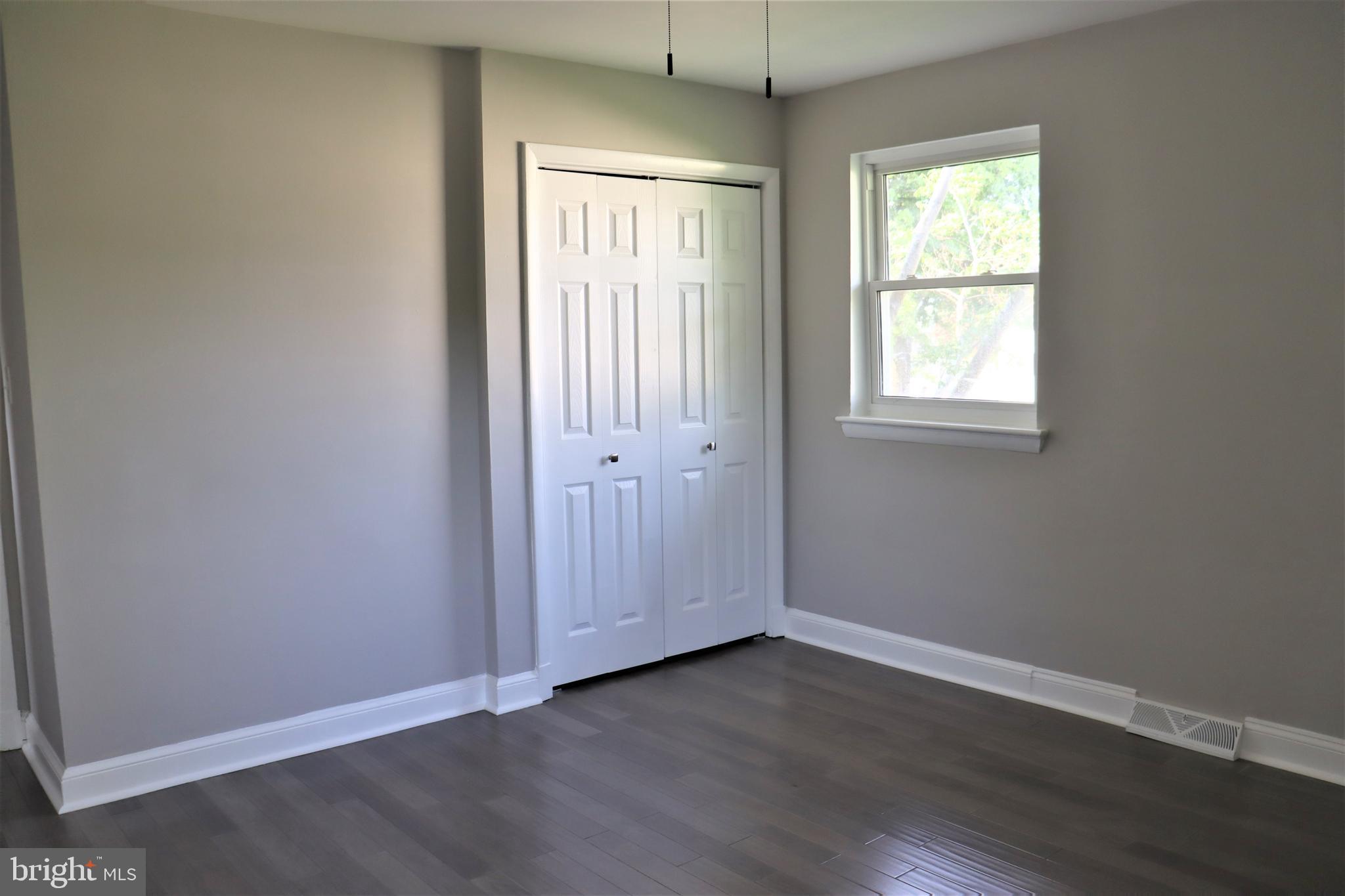 NORTH FORESTVILLE - Residential