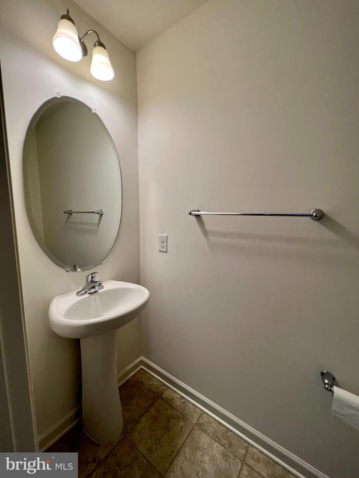 STONEBROOK VILLAGE - Residential Lease