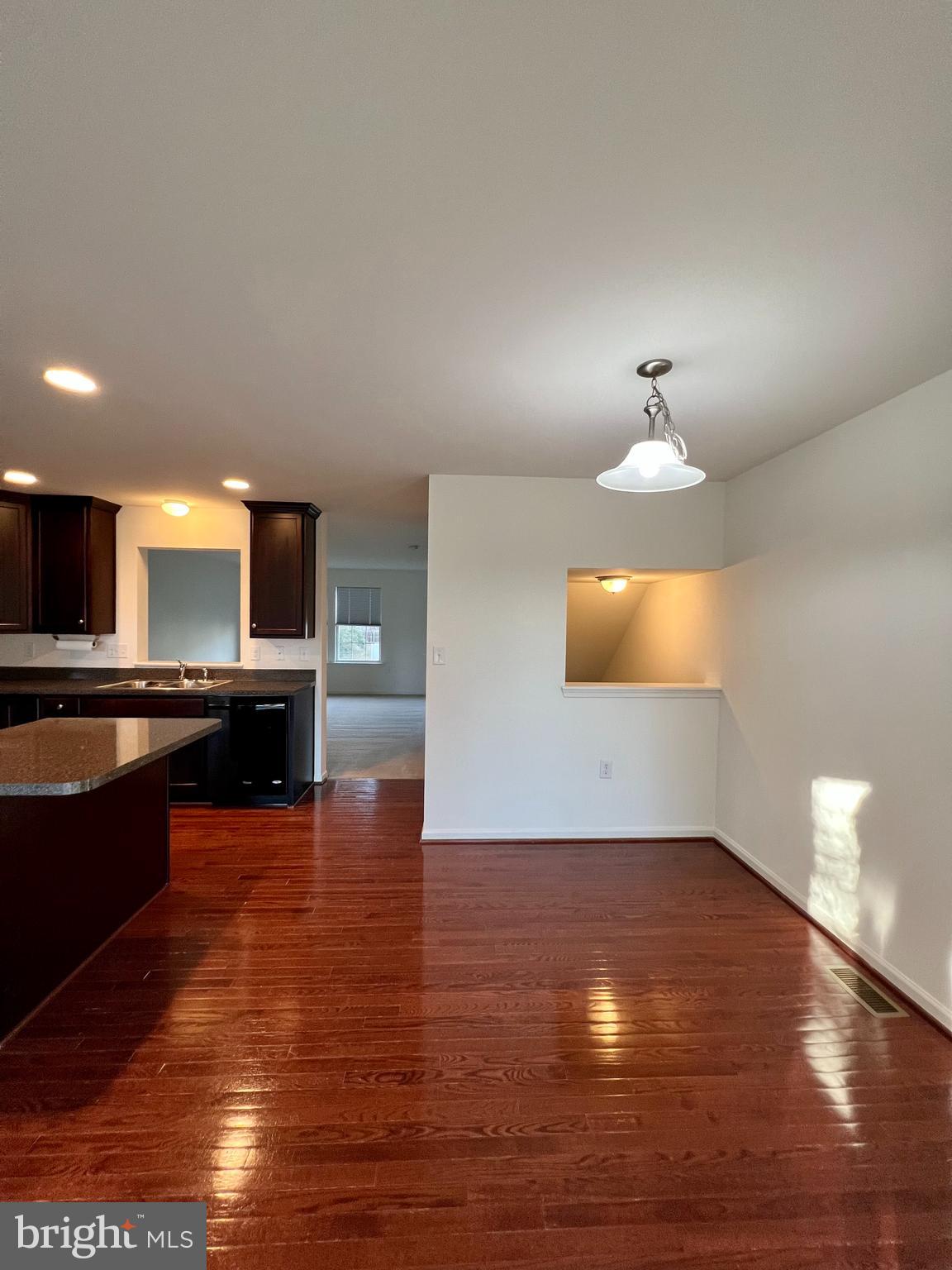 STONEBROOK VILLAGE - Residential Lease