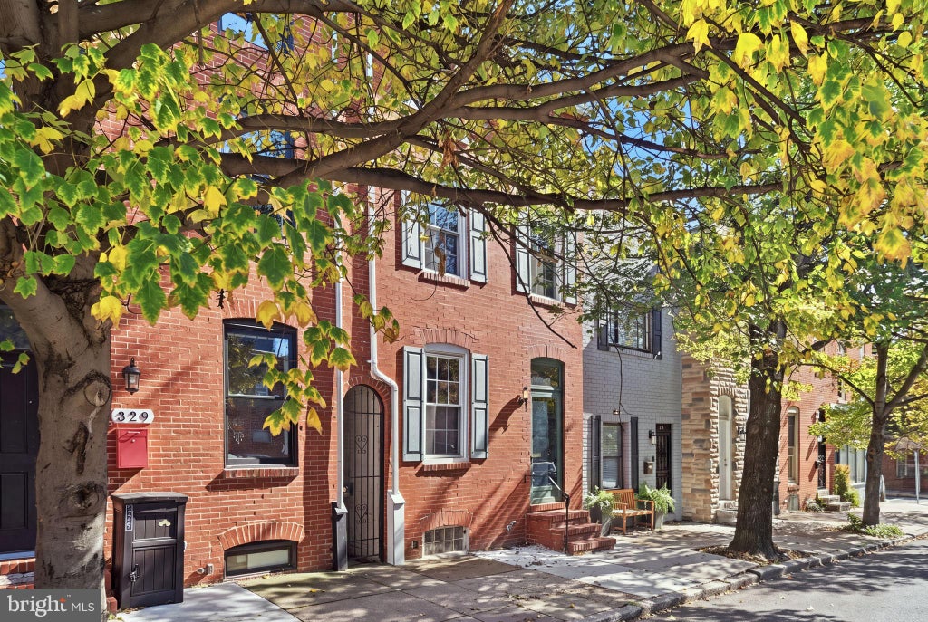 Photo of 331 S Ann Street, BALTIMORE, MD 21231 (MLS # MDBA2233514)