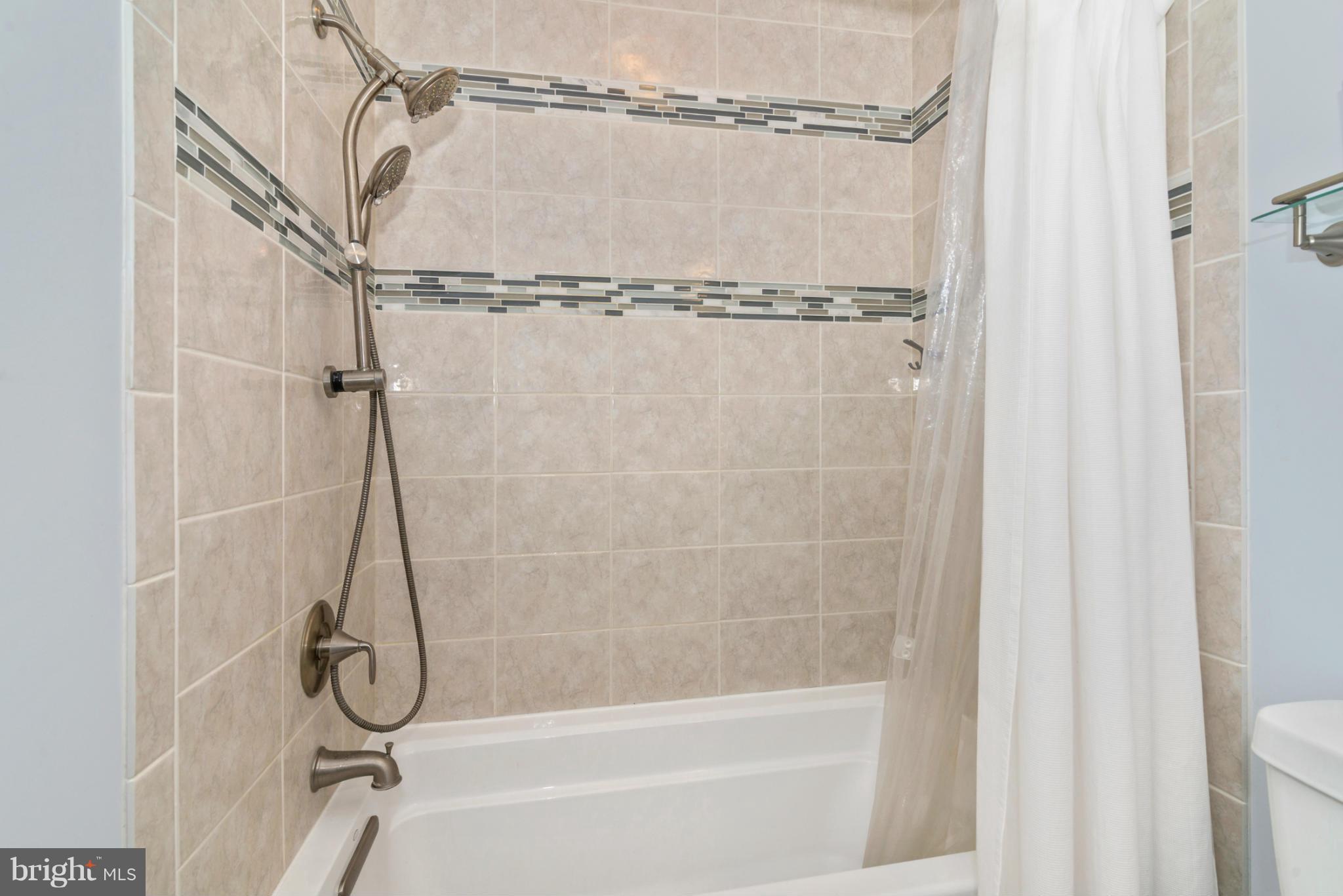 LANDING GLEN - Residential