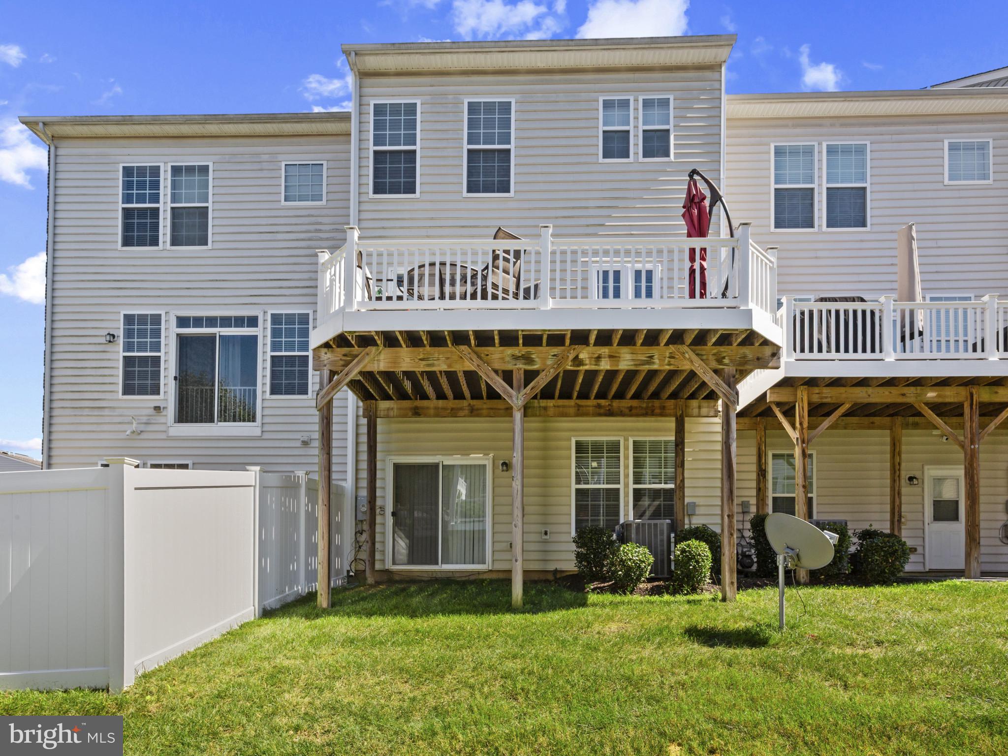 PARKSIDE AT WESTPHALIA - Residential