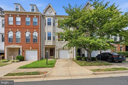 20901 COSWORTH TERRACE STERLING VA 20165