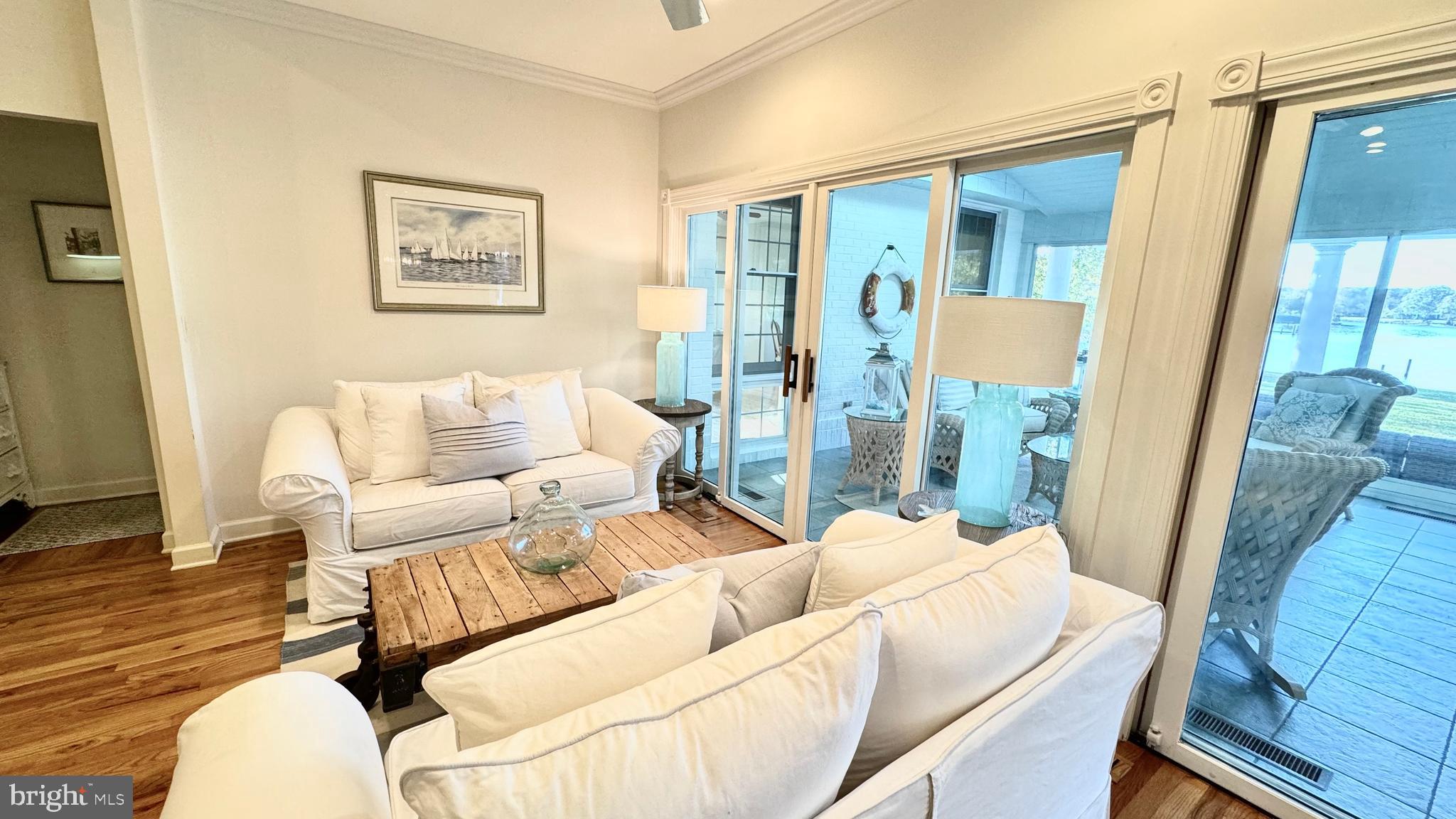 EASTON - Residential