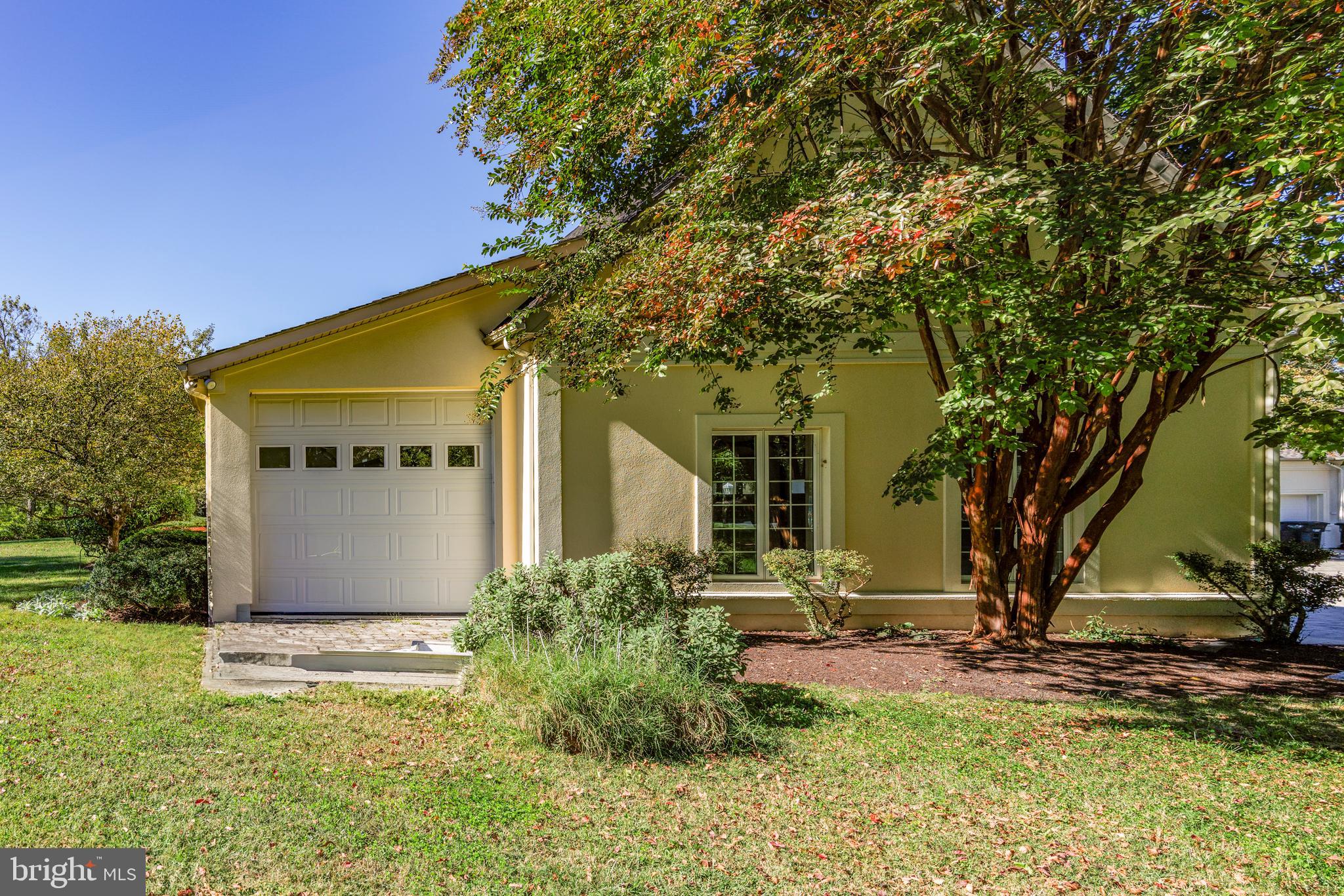 EASTON - Residential