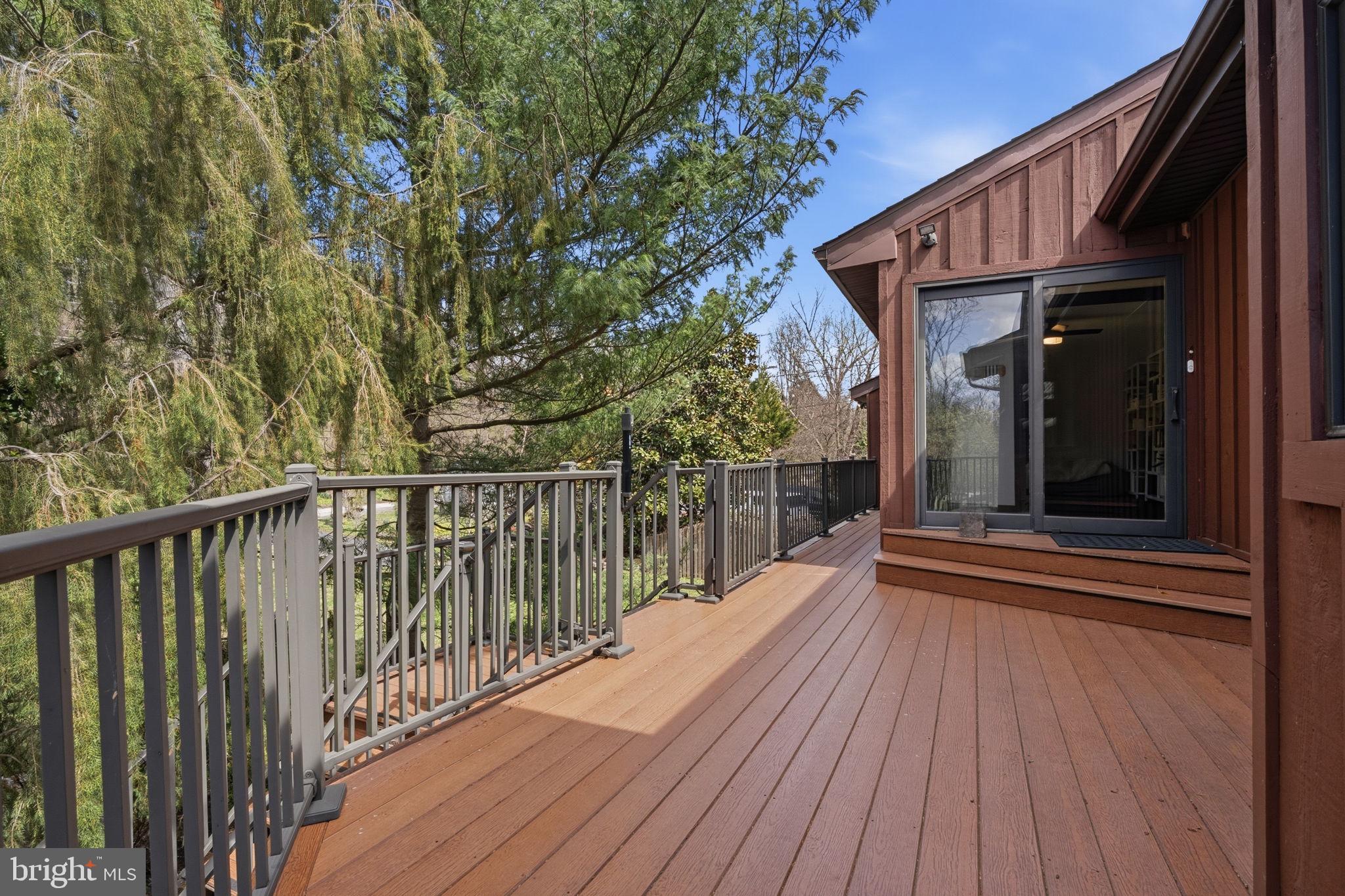 PORT INDIAN - Residential