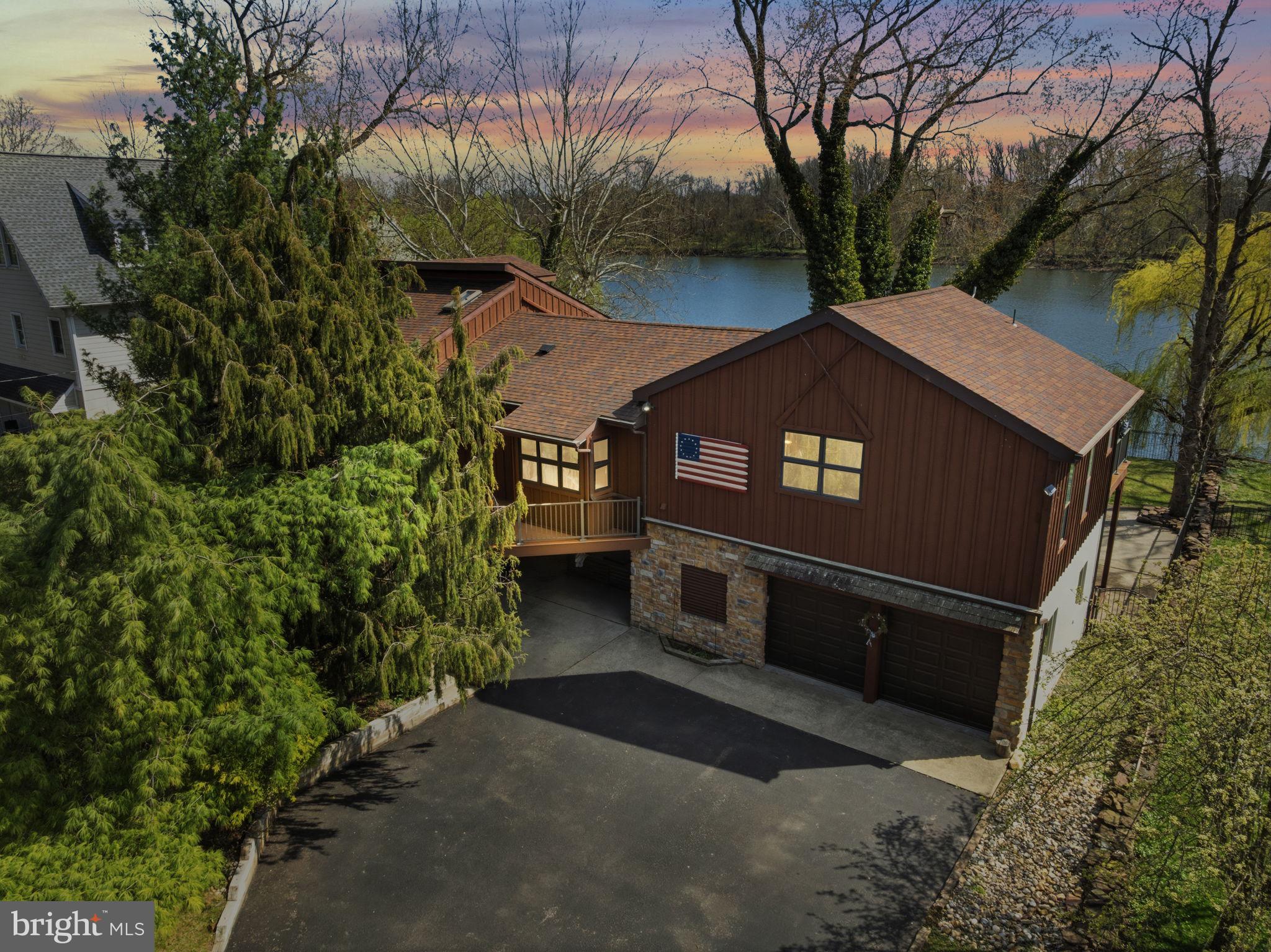 PORT INDIAN - Residential