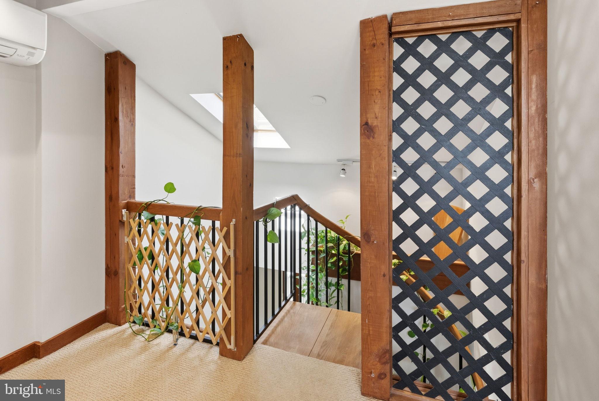 PORT INDIAN - Residential