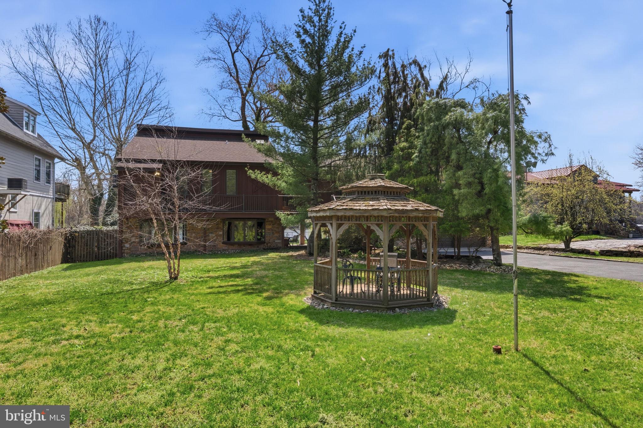 PORT INDIAN - Residential