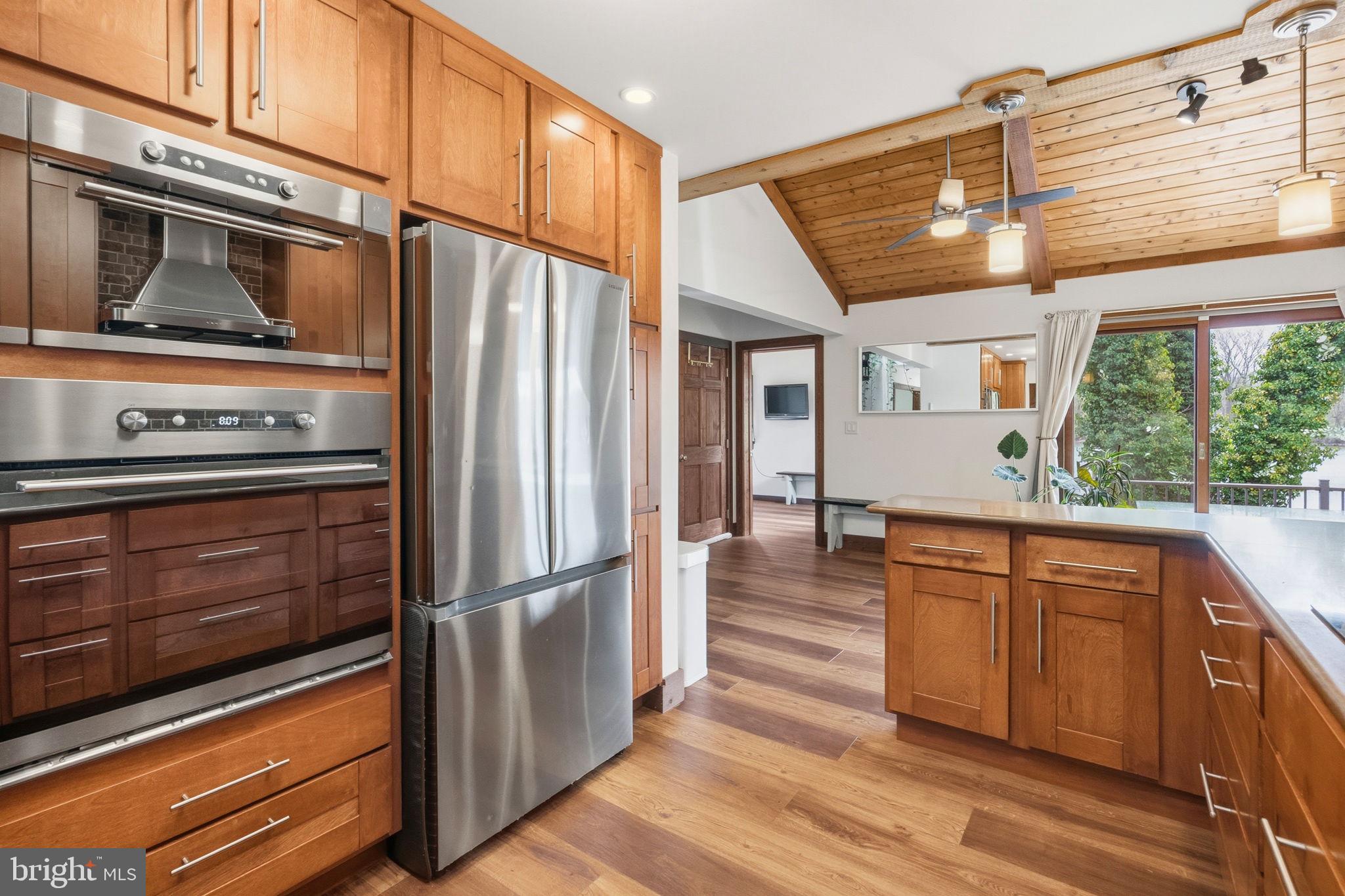 PORT INDIAN - Residential