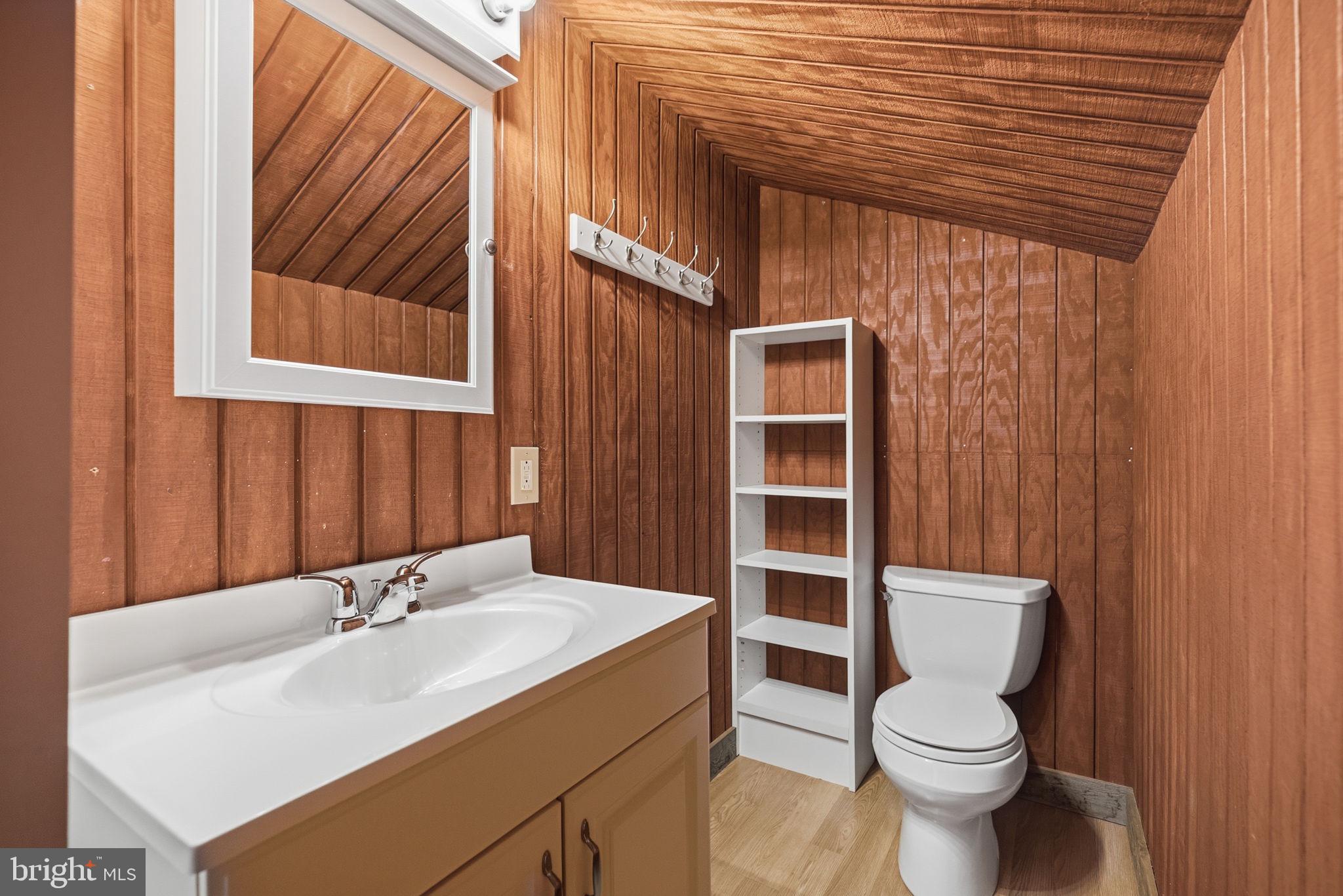 PORT INDIAN - Residential