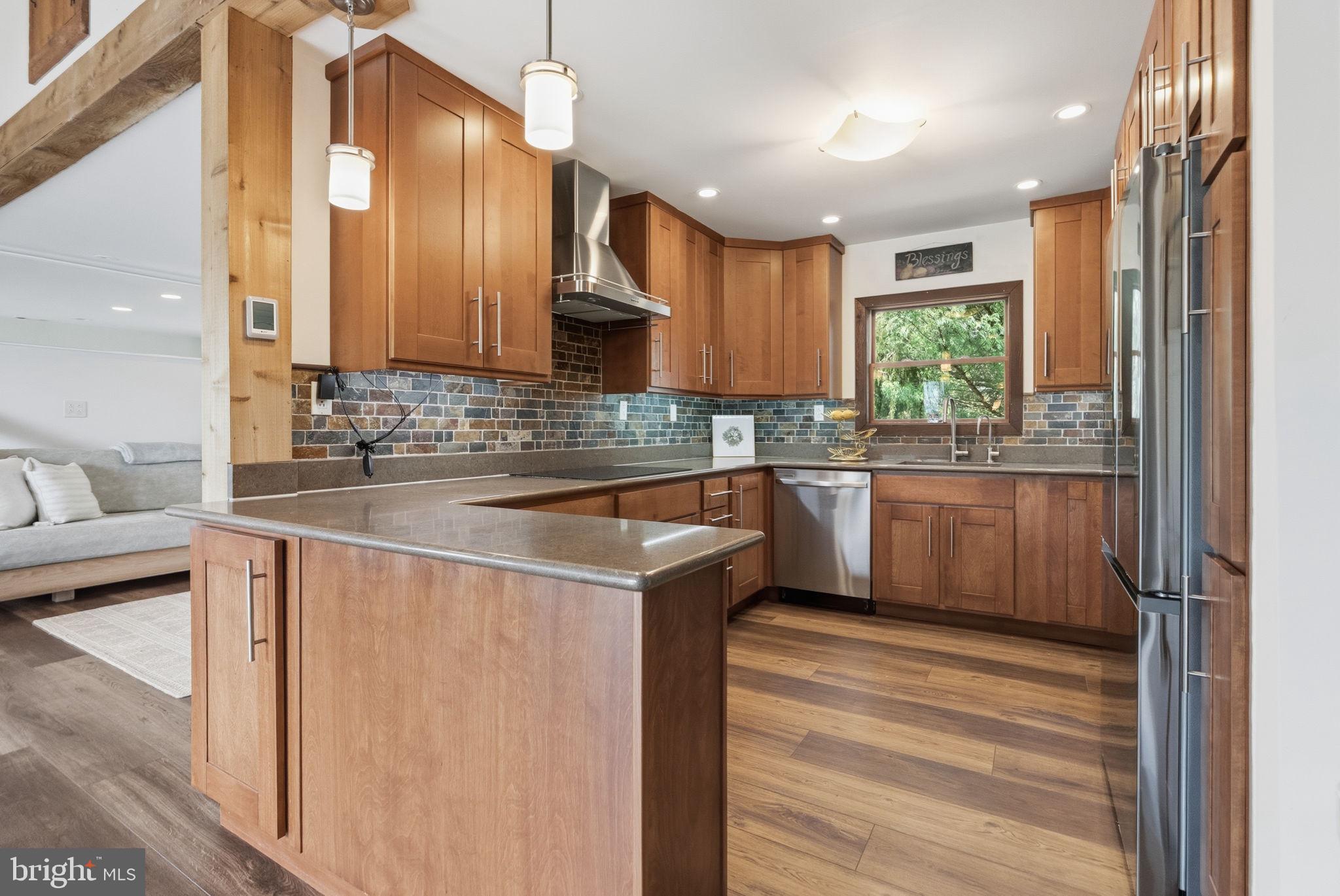 PORT INDIAN - Residential