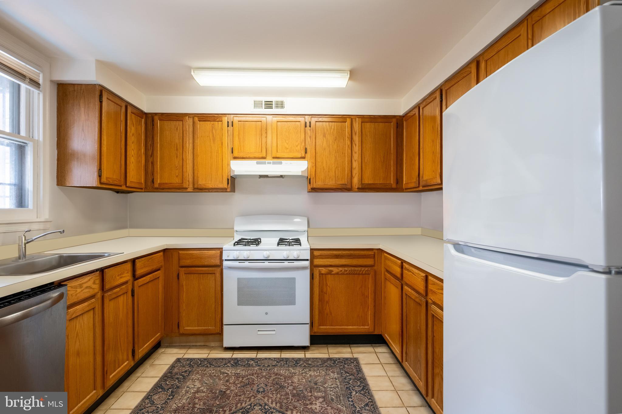 GRADUATE HOSPITAL - Residential