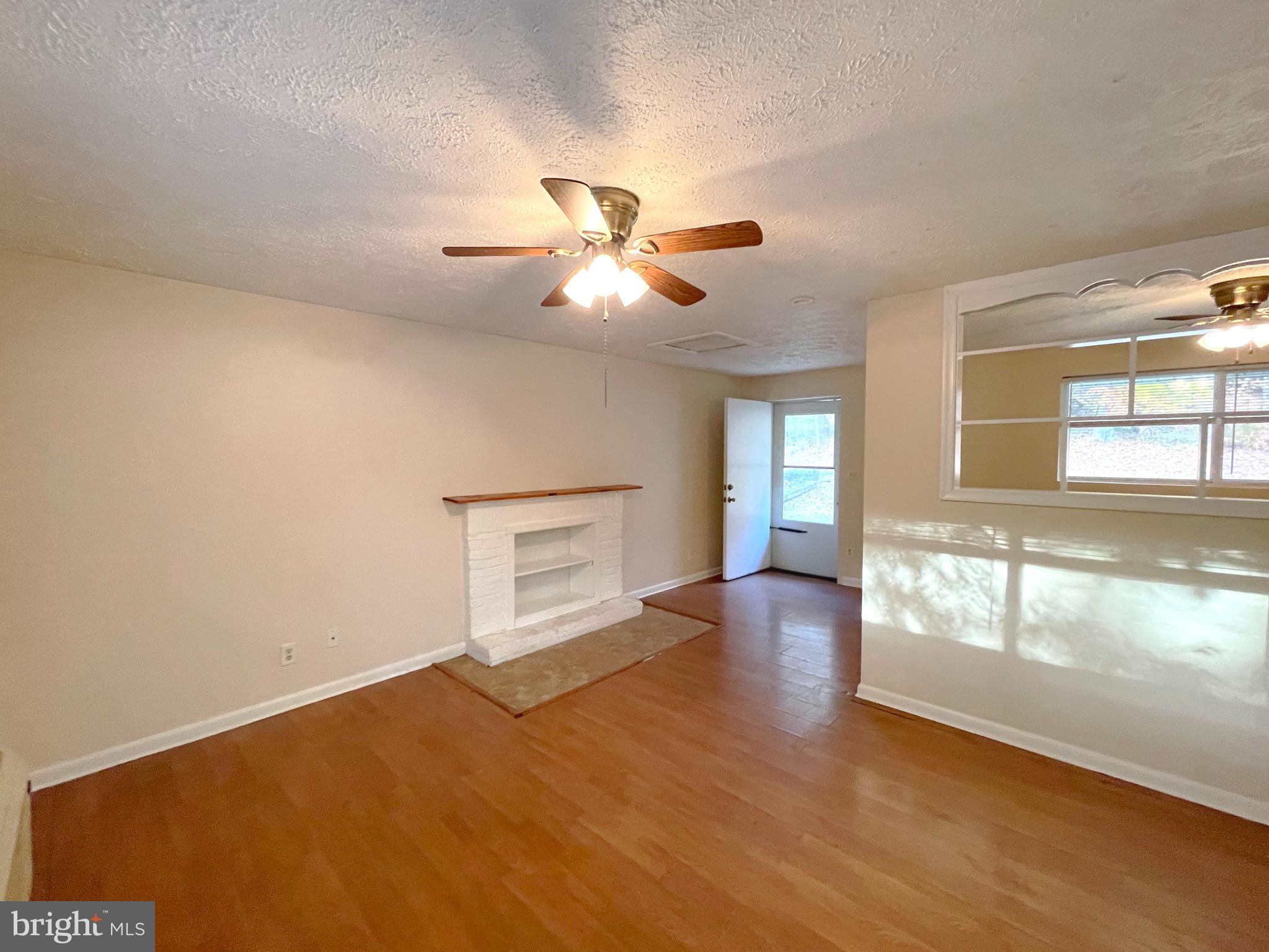 CHESAPEAKE RANCH ESTATES - Residential Lease