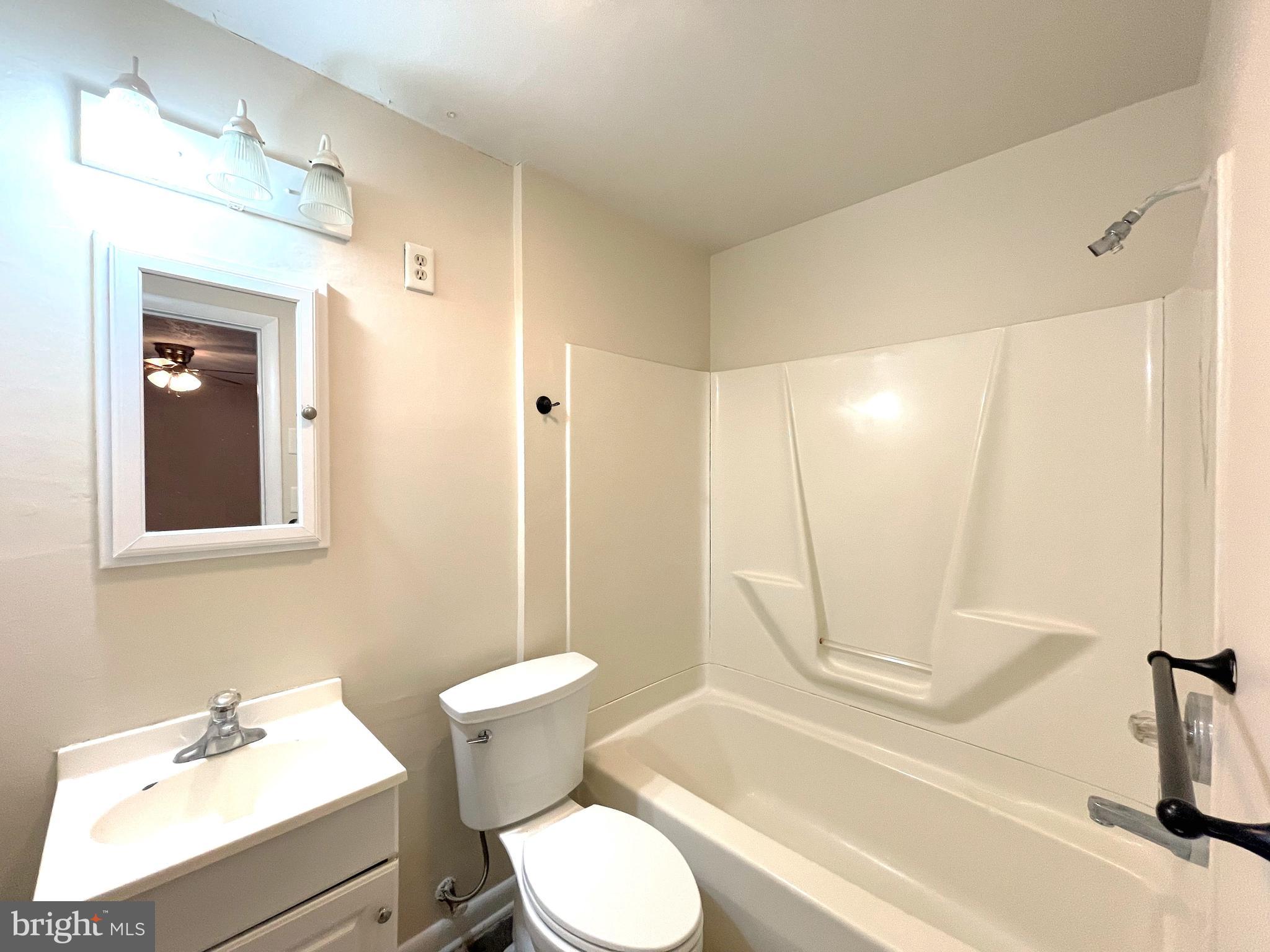 CHESAPEAKE RANCH ESTATES - Residential Lease