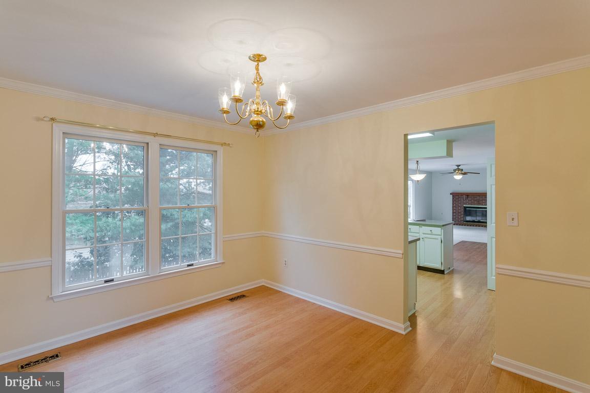 HAMPTON OAKS - Residential