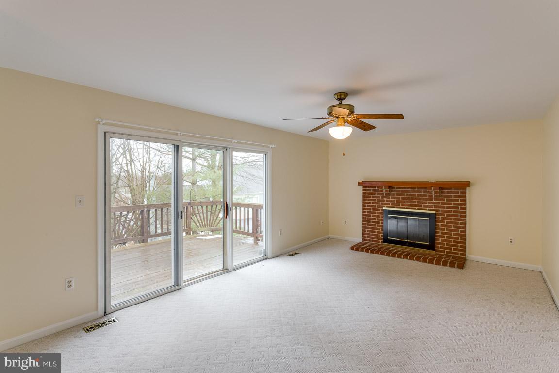 HAMPTON OAKS - Residential