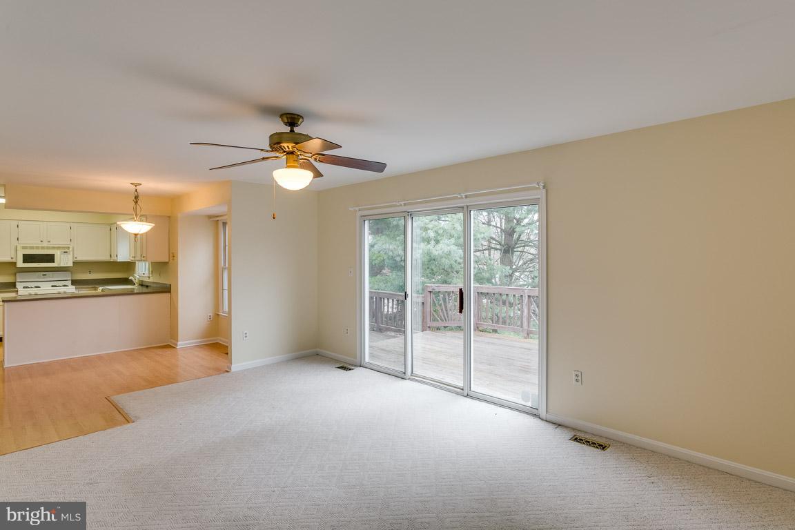 HAMPTON OAKS - Residential