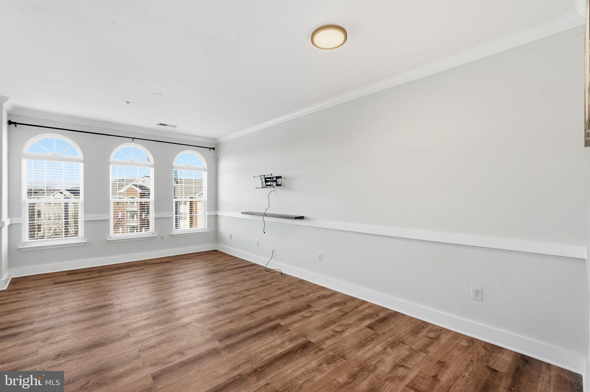 THE TOWNES CONDOMINIUM - Residential