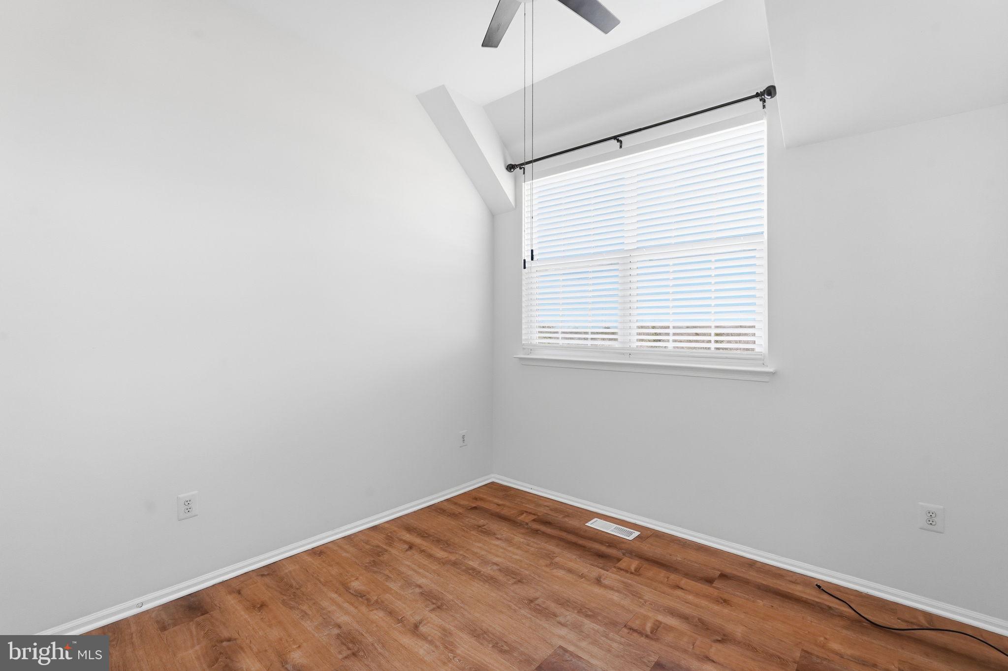 THE TOWNES CONDOMINIUM - Residential