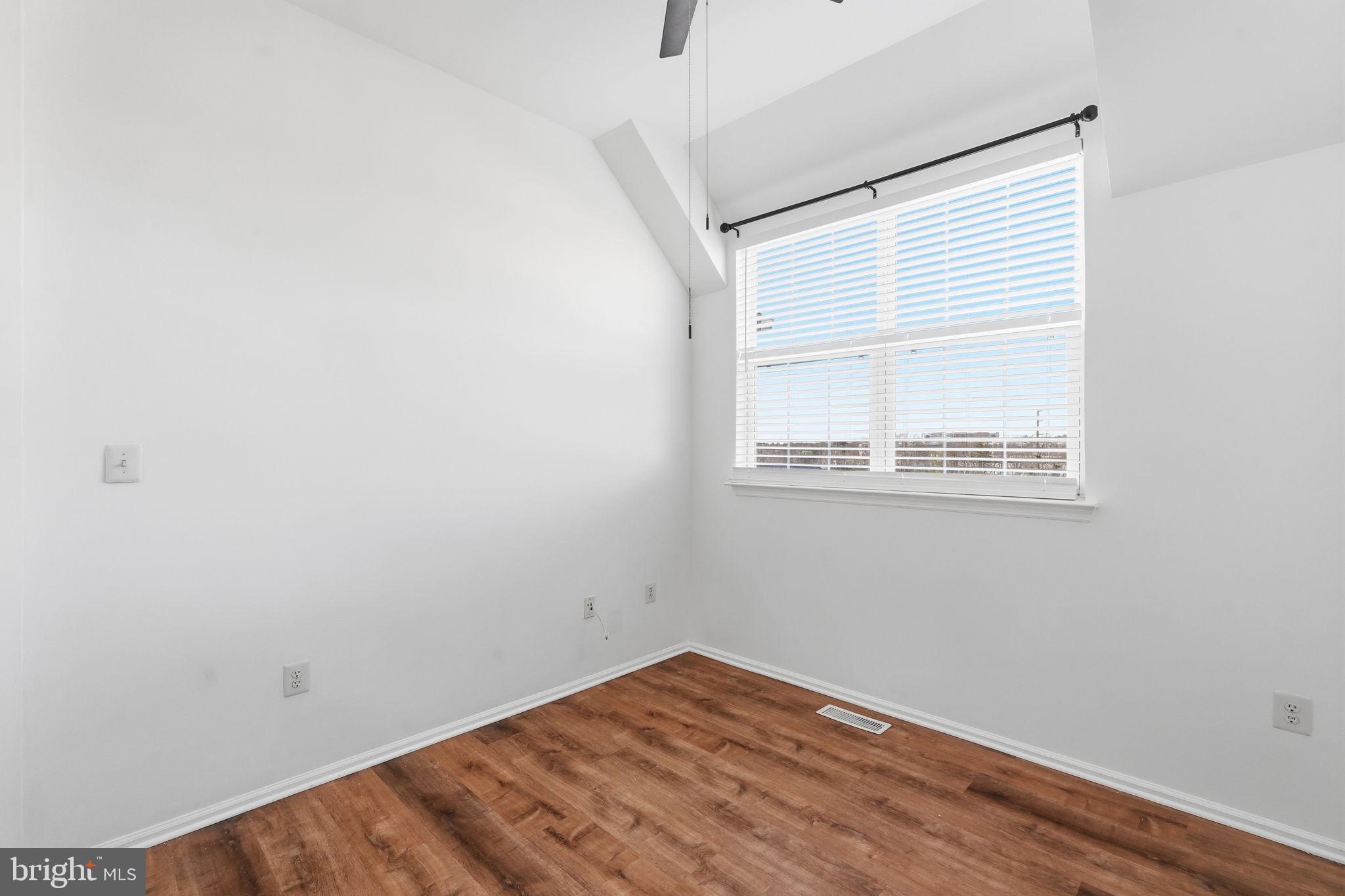 THE TOWNES CONDOMINIUM - Residential