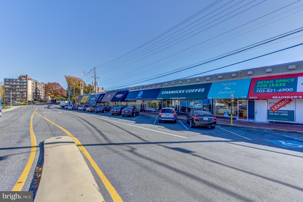 YORKTOWN CONDOMINIUM - Residential