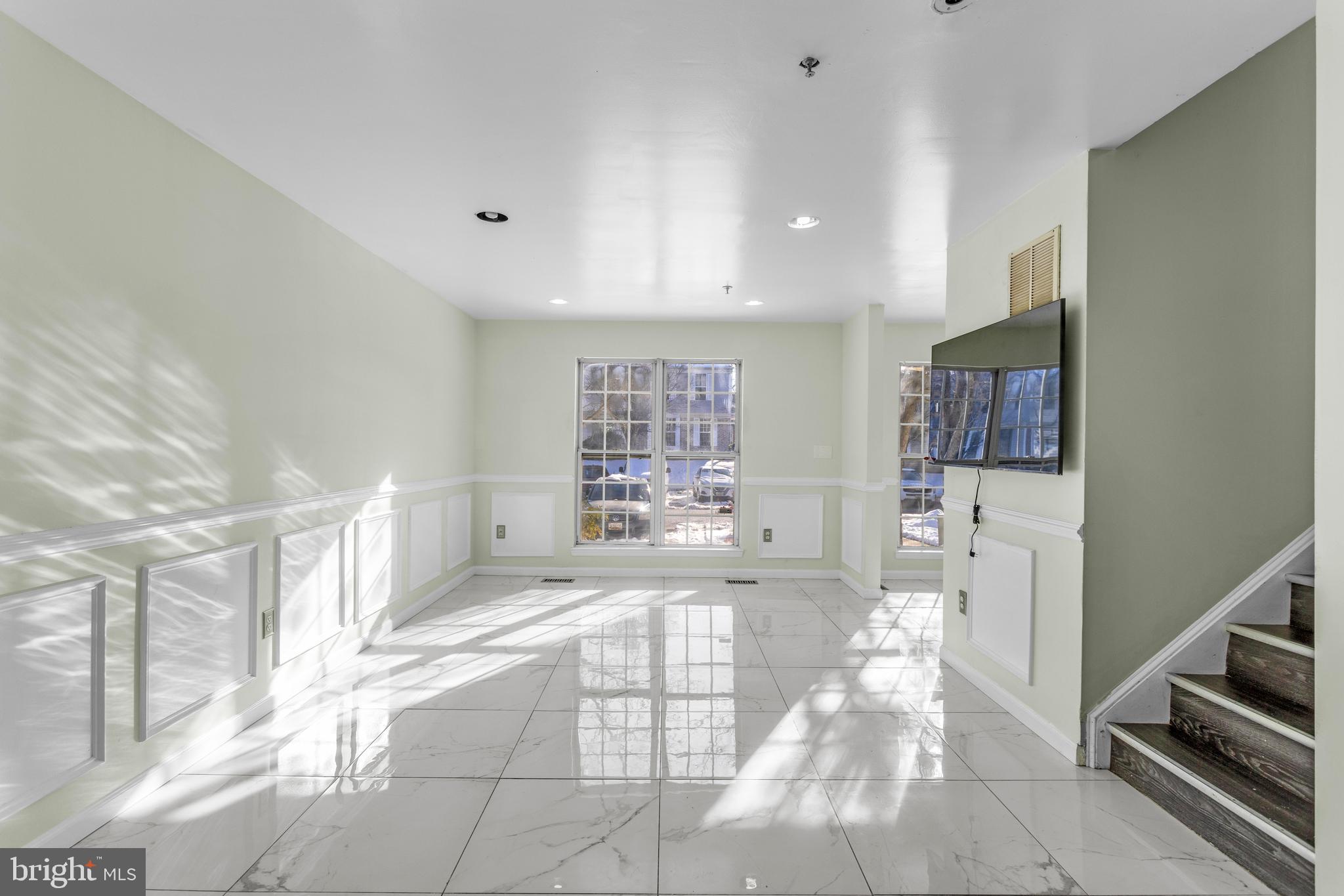 WINSTEN ESTATES - Residential