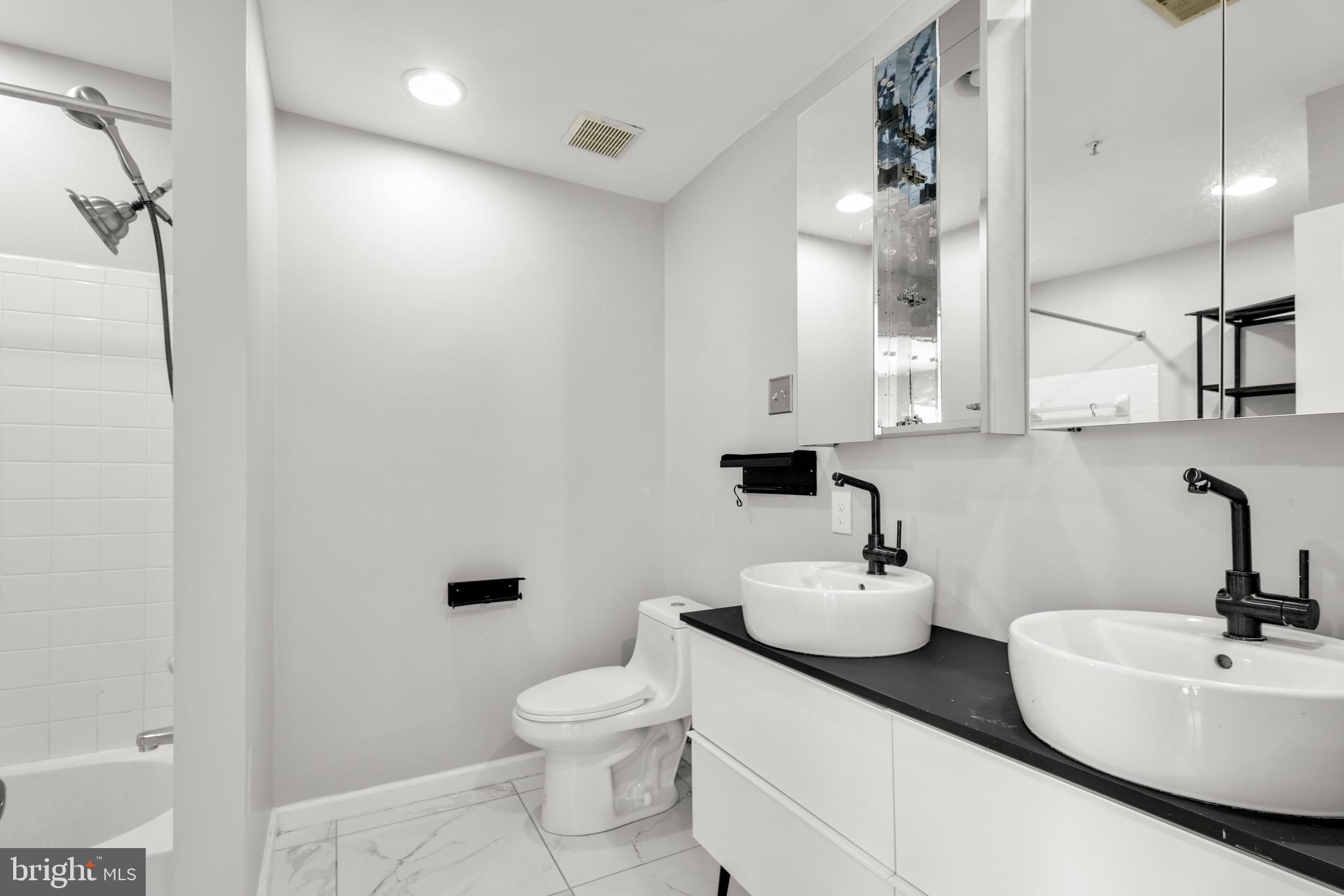 WINSTEN ESTATES - Residential