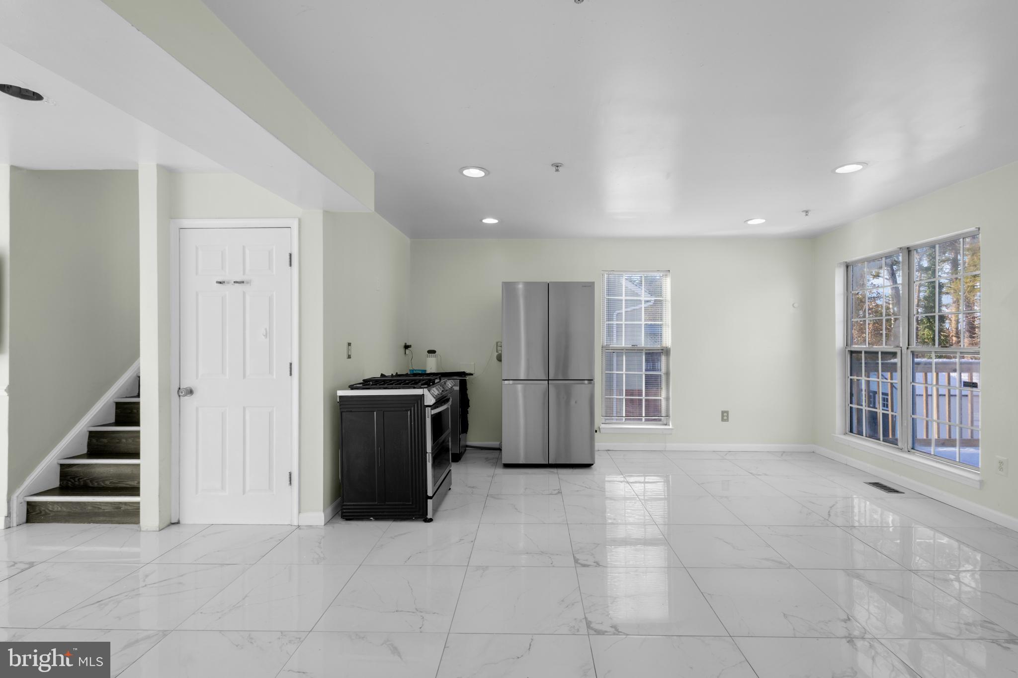 WINSTEN ESTATES - Residential