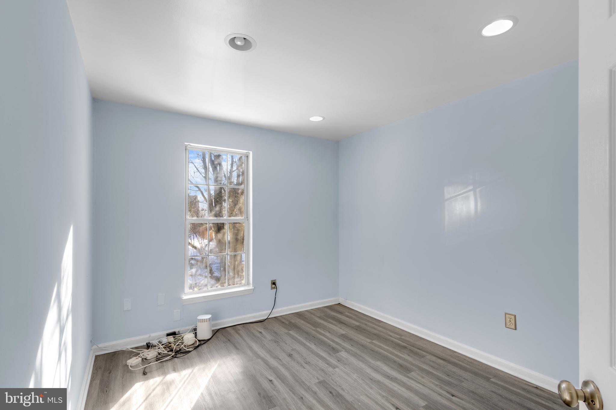 WINSTEN ESTATES - Residential